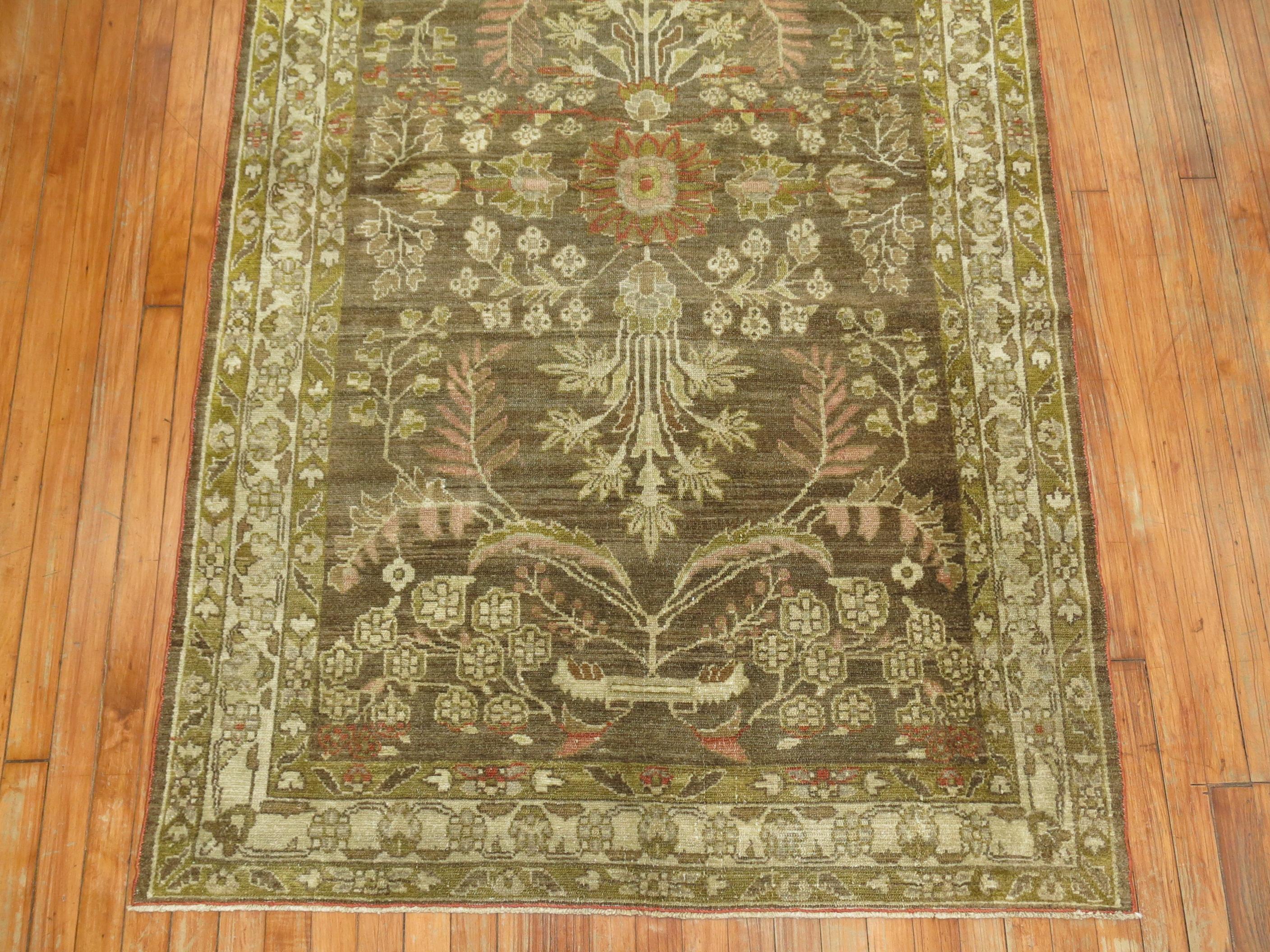Elegant Brown Green Persian Malayer Rug In Good Condition For Sale In New York, NY