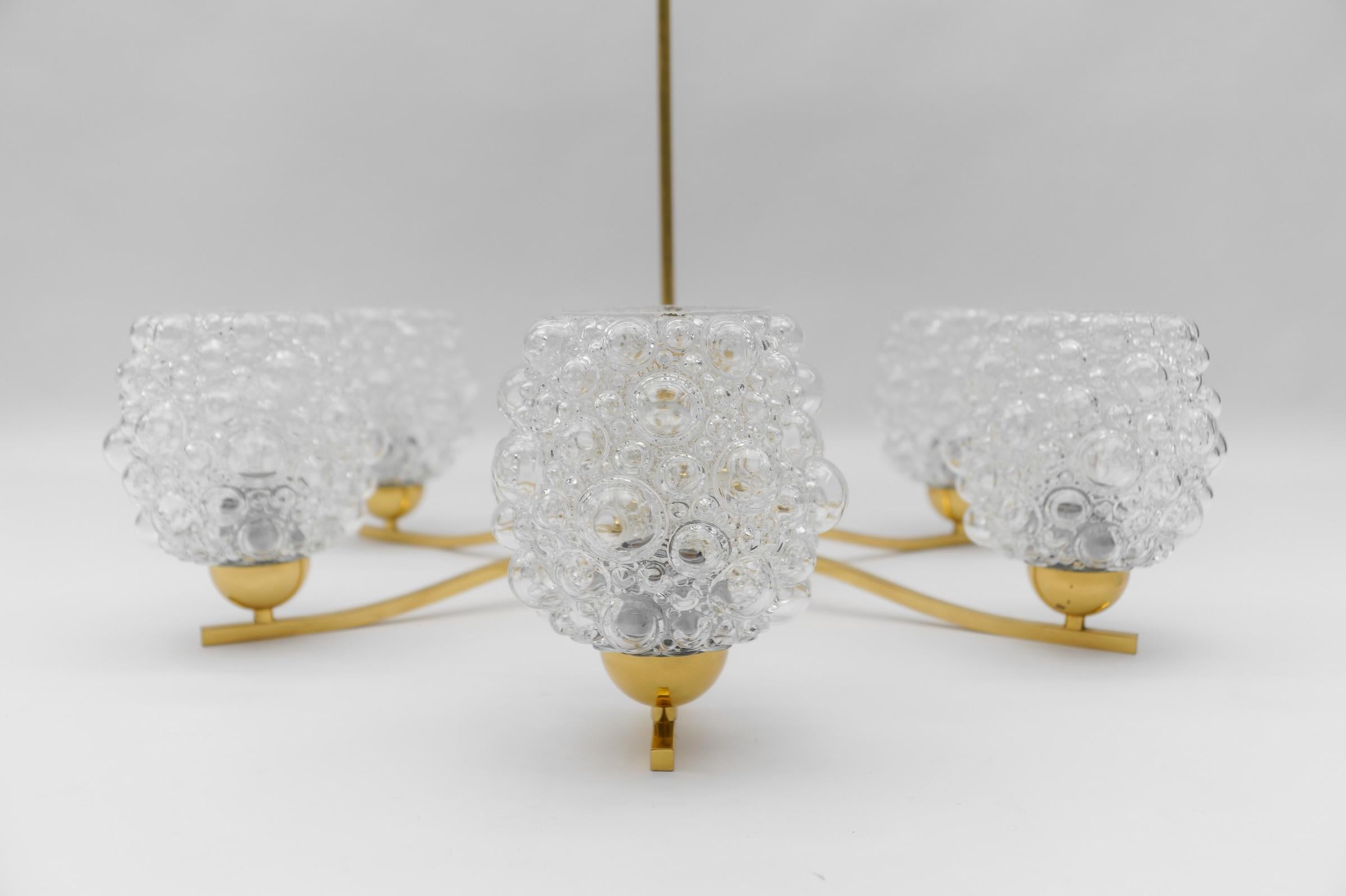 Elegante lampada da soffitto in vetro a bolle di Helena Tynell, Germania, 1960 in vendita 8