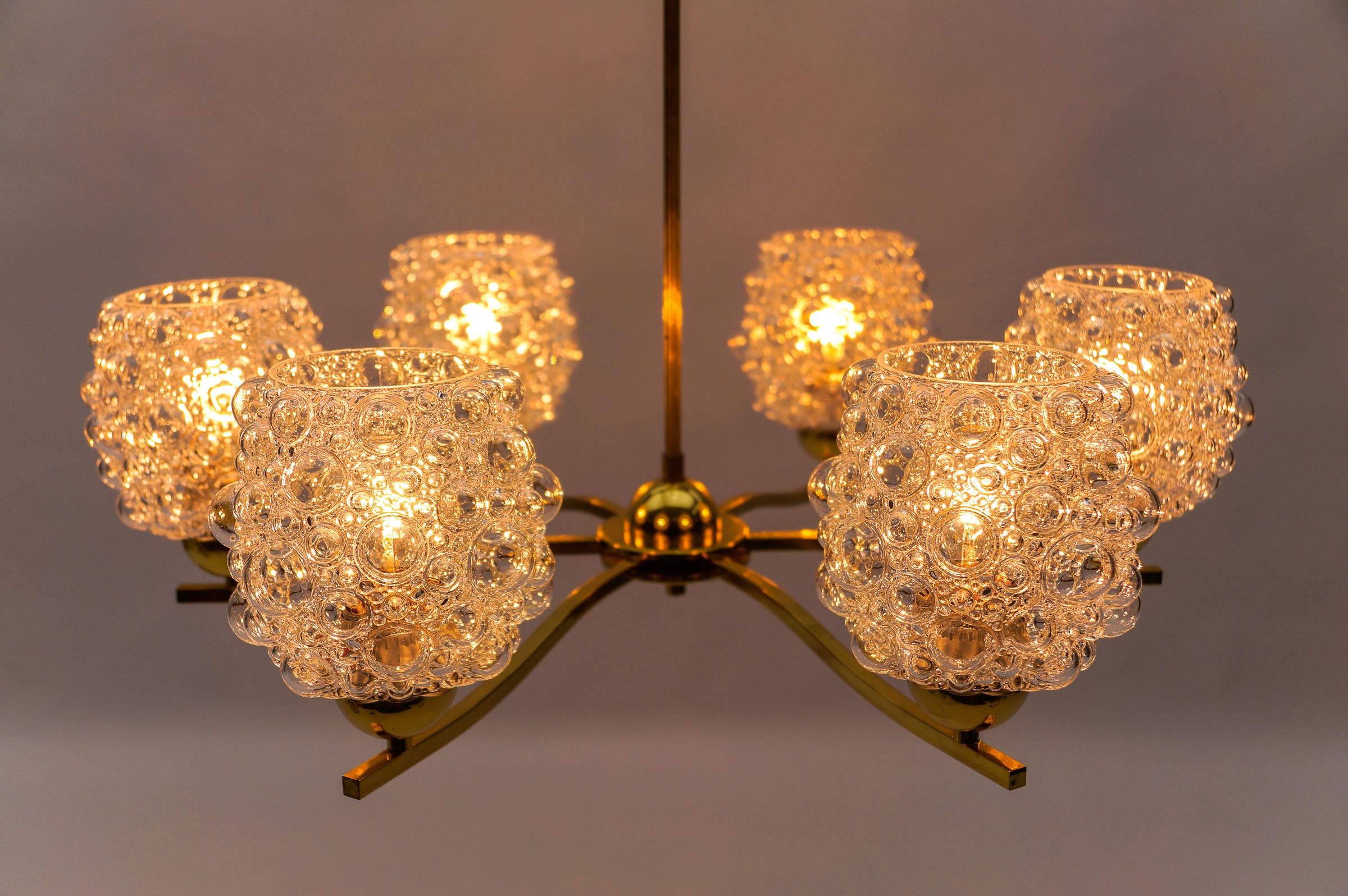 Tedesco Elegante lampada da soffitto in vetro a bolle di Helena Tynell, Germania, 1960 in vendita