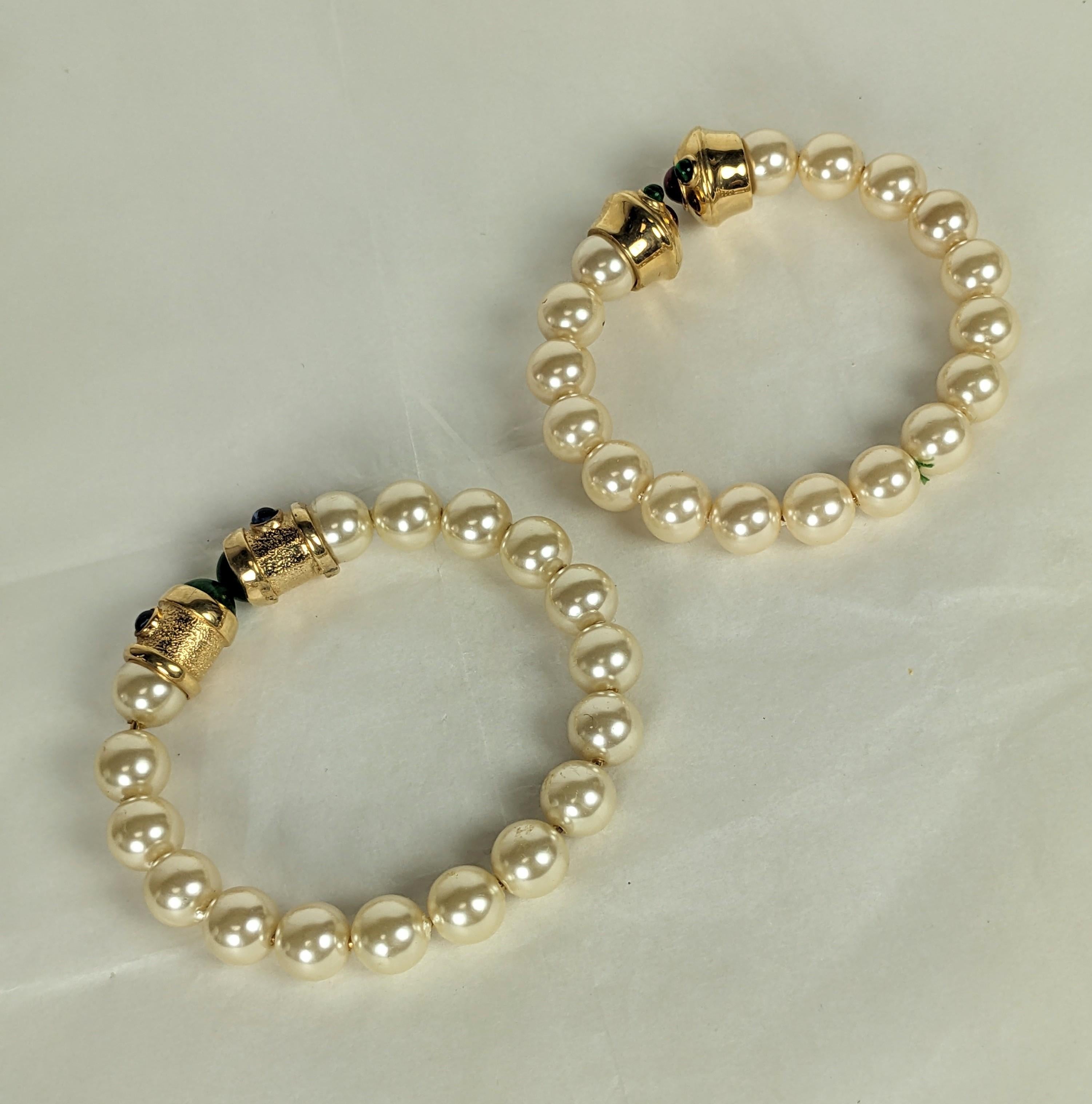 Eleganter Perlenarmreif im Bulgari-Stil (Kunsthandwerker*in) im Angebot