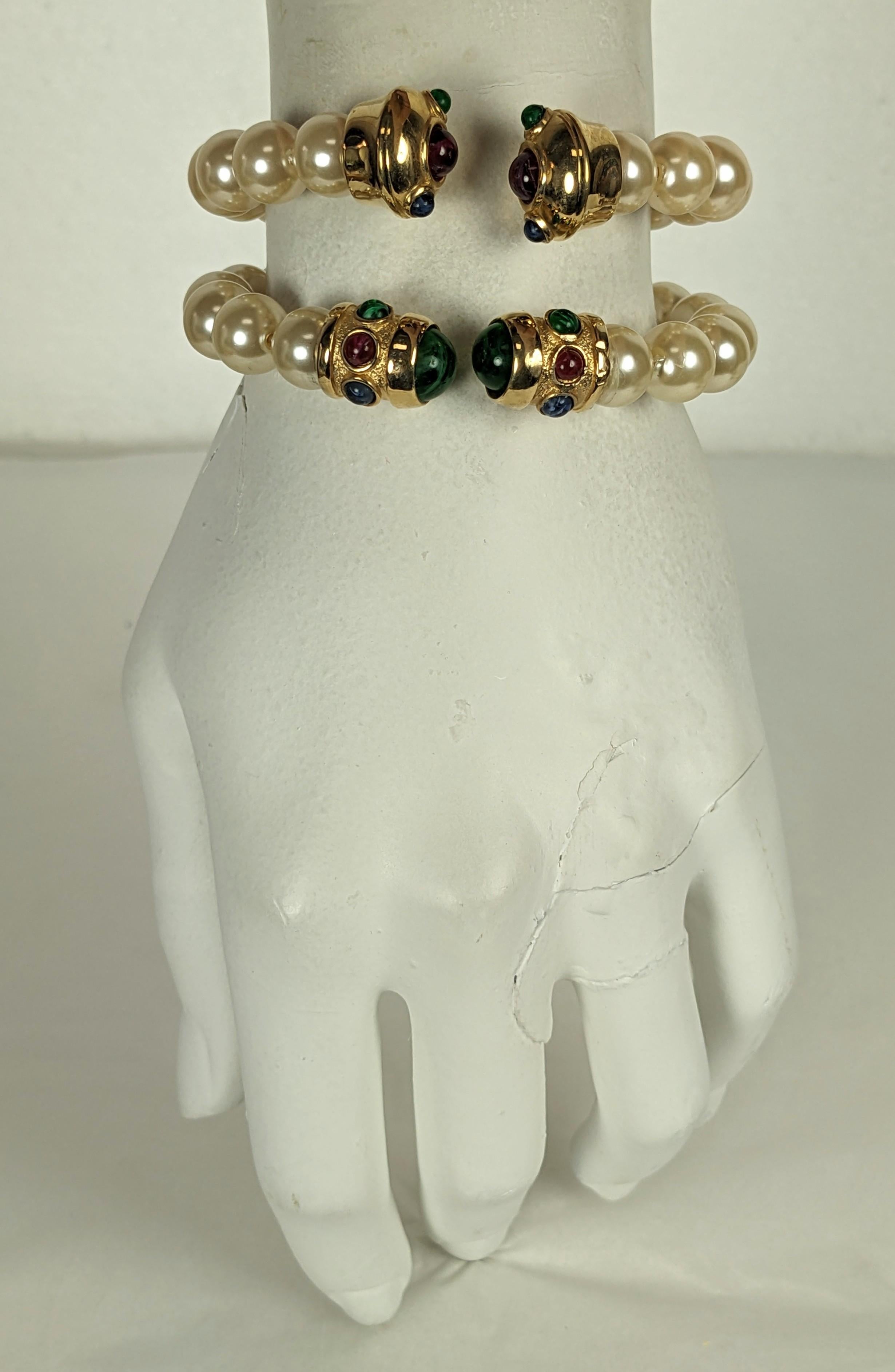 Eleganter Perlenarmreif im Bulgari-Stil im Zustand „Neu“ im Angebot in New York, NY