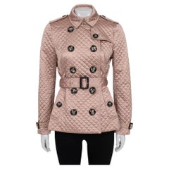 Elegante Burberry Steppjacke mit Gürtel Größe M