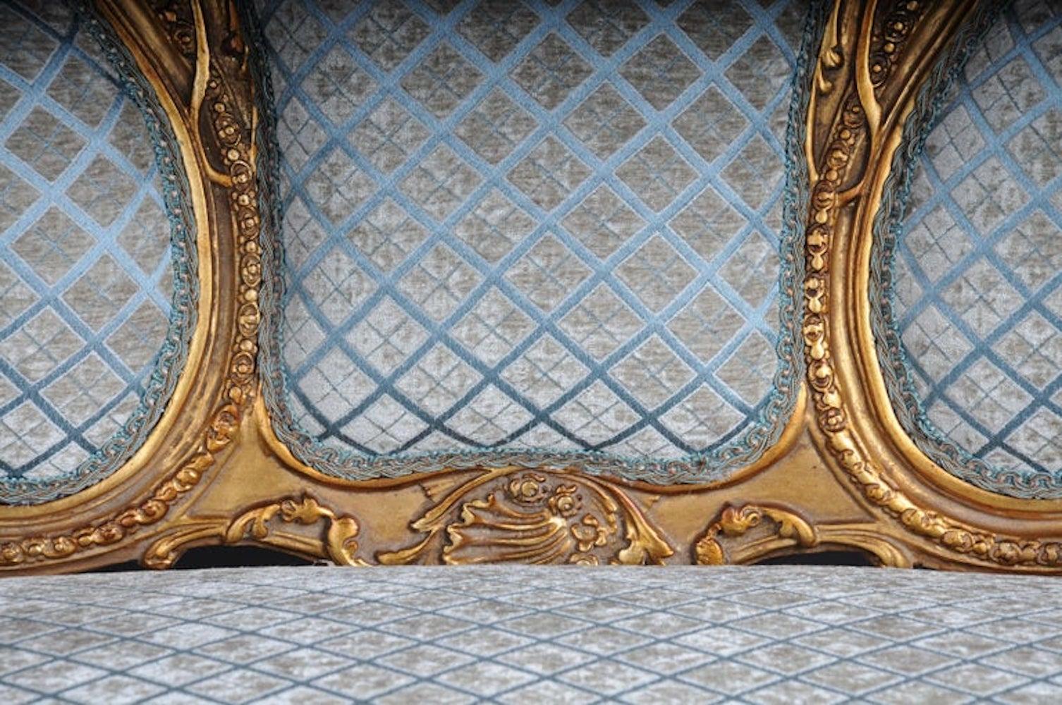 XX secolo Elegante divano canape in stile rococò Luigi XV in vendita