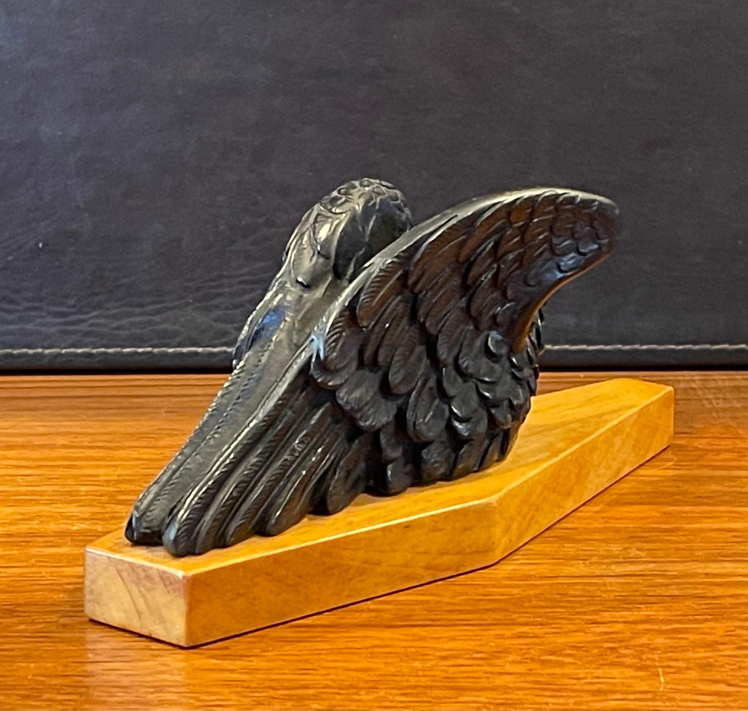 20th Century Elegant Carved Bald Eagle on Wood Base Pipe Holder / Stand / Rest by Dunhill For Sale