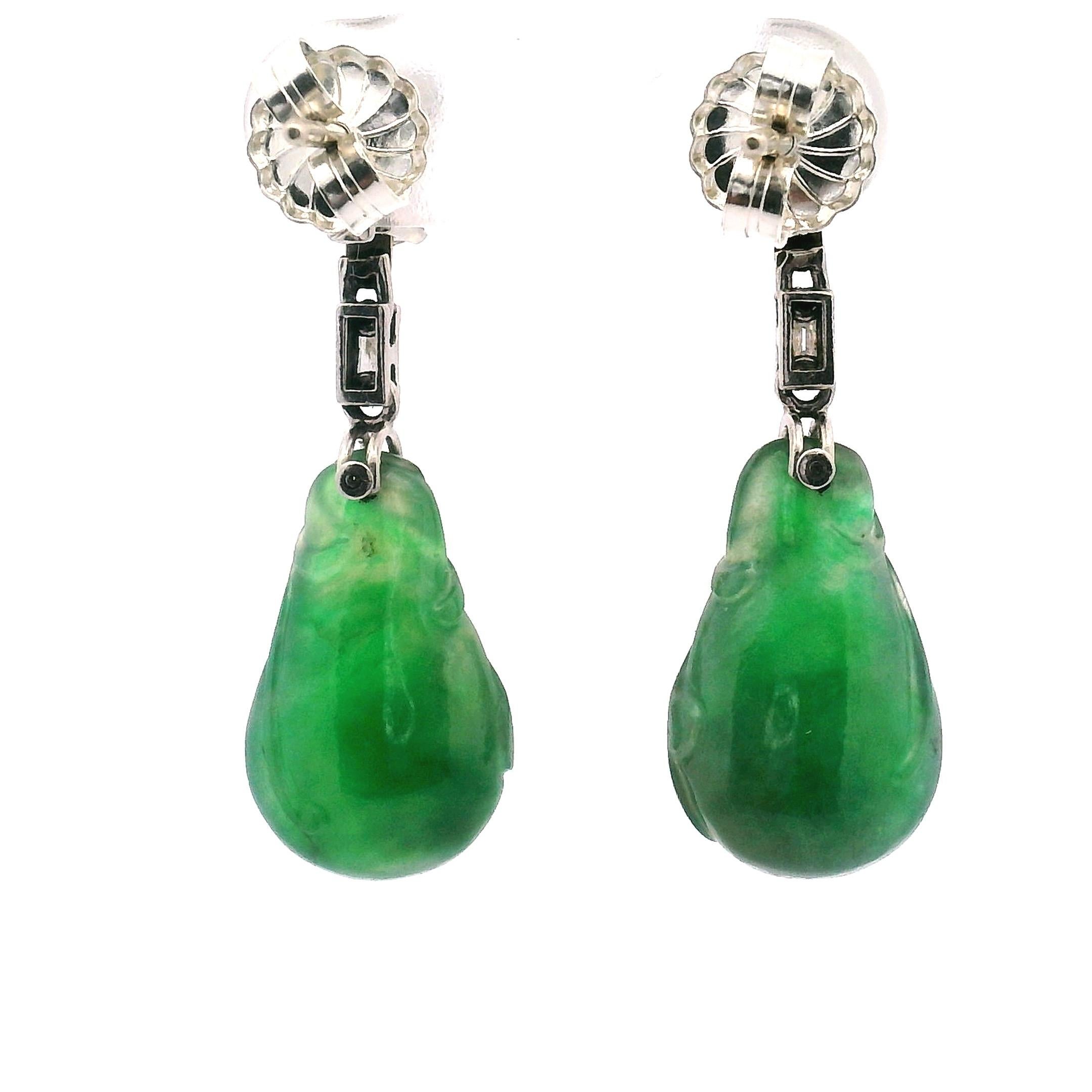 De las mujeres Elegantes Pendientes de Jade Tallado y Gota de Diamantes en venta