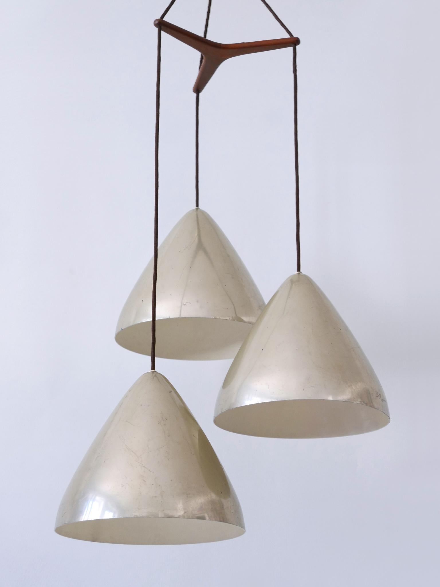 Aluminum Elegant Cascading Pendant Lamp by Lisa Johansson-Pape for Orno Finland 1960s For Sale