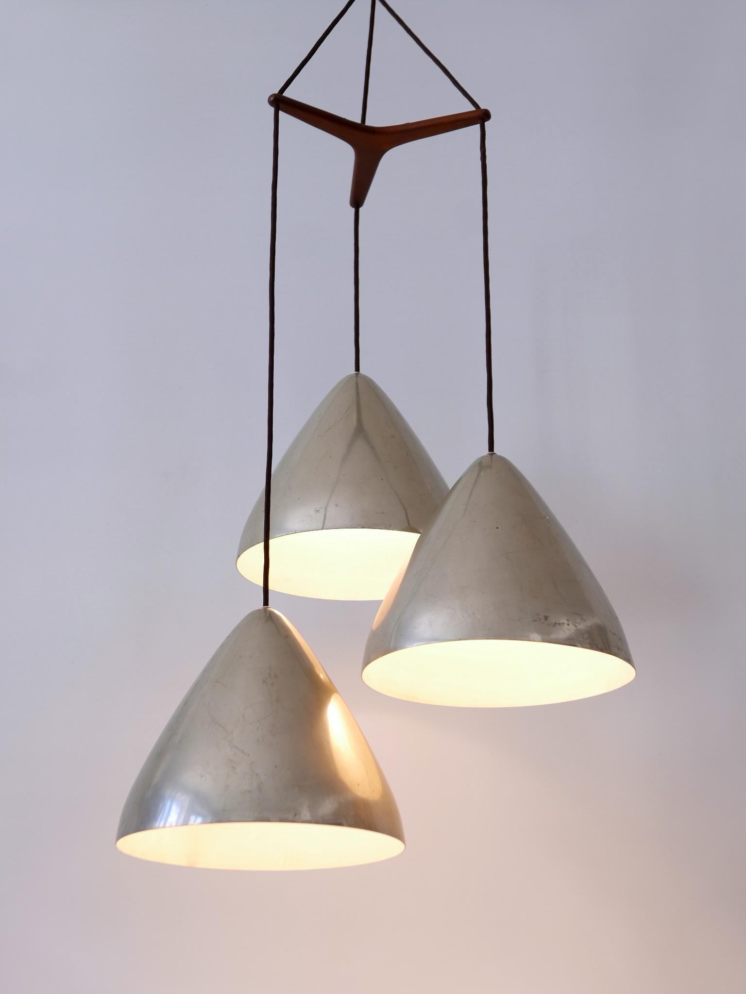 Elegant Cascading Pendant Lamp by Lisa Johansson-Pape for Orno Finland 1960s For Sale 1