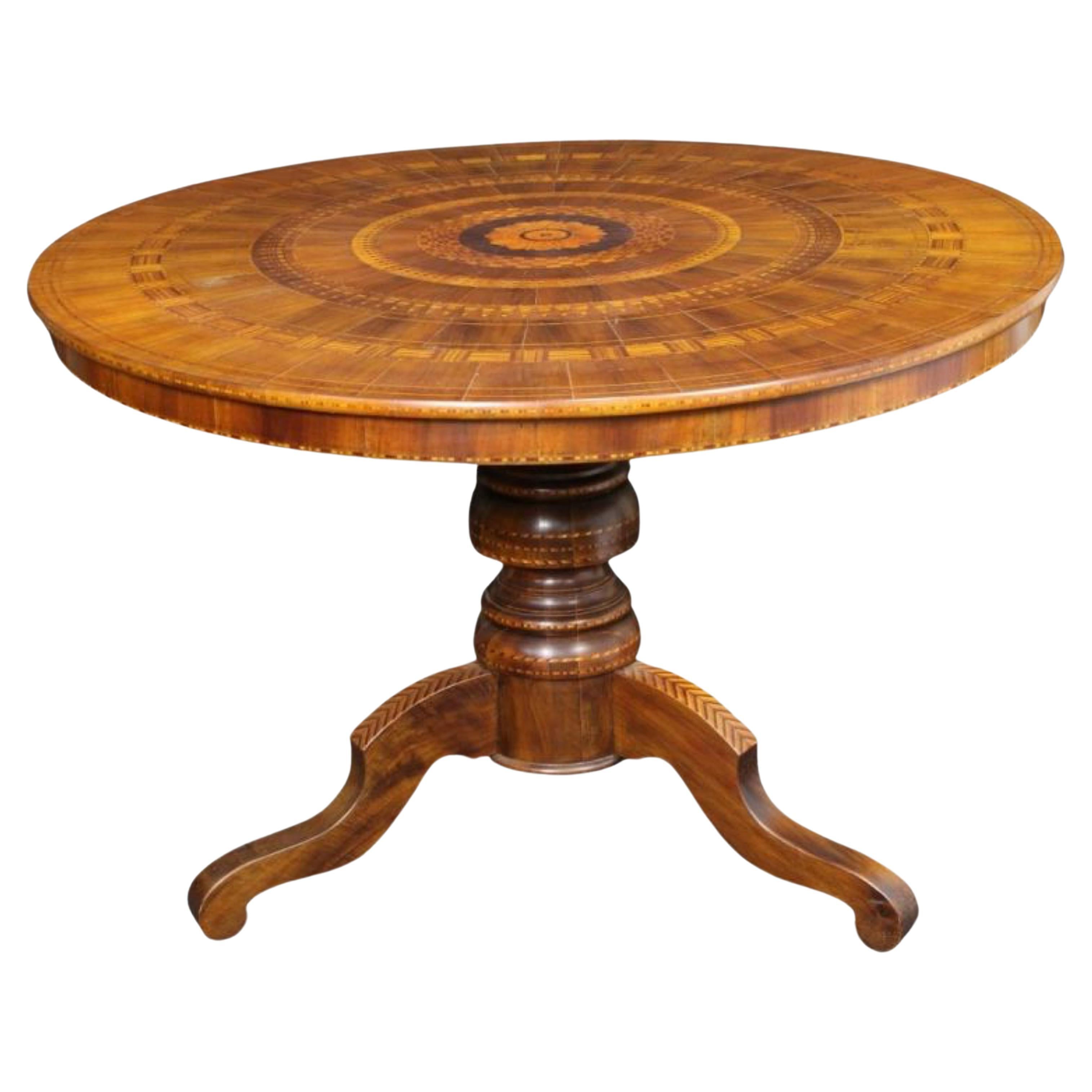 ELEGANT CENTER TABLE FROM  SORRENTO (Sorrento-Naples -Italy) 19th Century For Sale