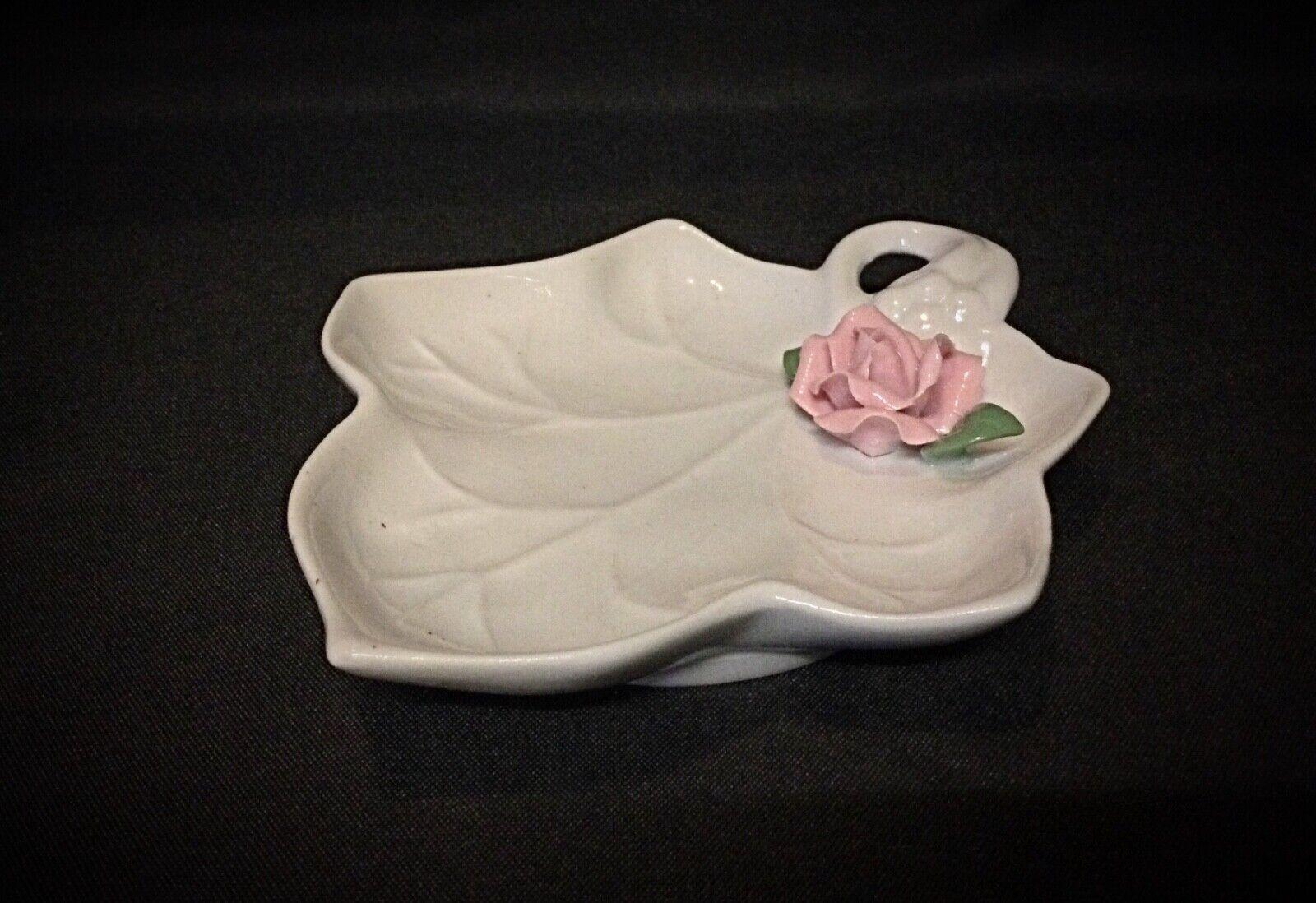 20th Century Elegant Ceramic Rose Trinket Dish or Paperweight - 2Y15 For Sale