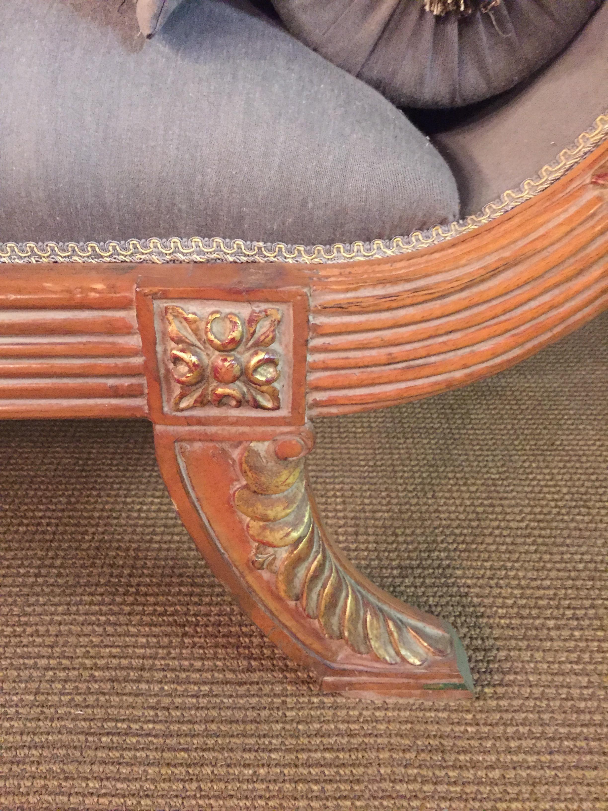 Elegante klassische Chaise Longue in antiker Buche im Empire-Stil, handgefertigt im Angebot 3