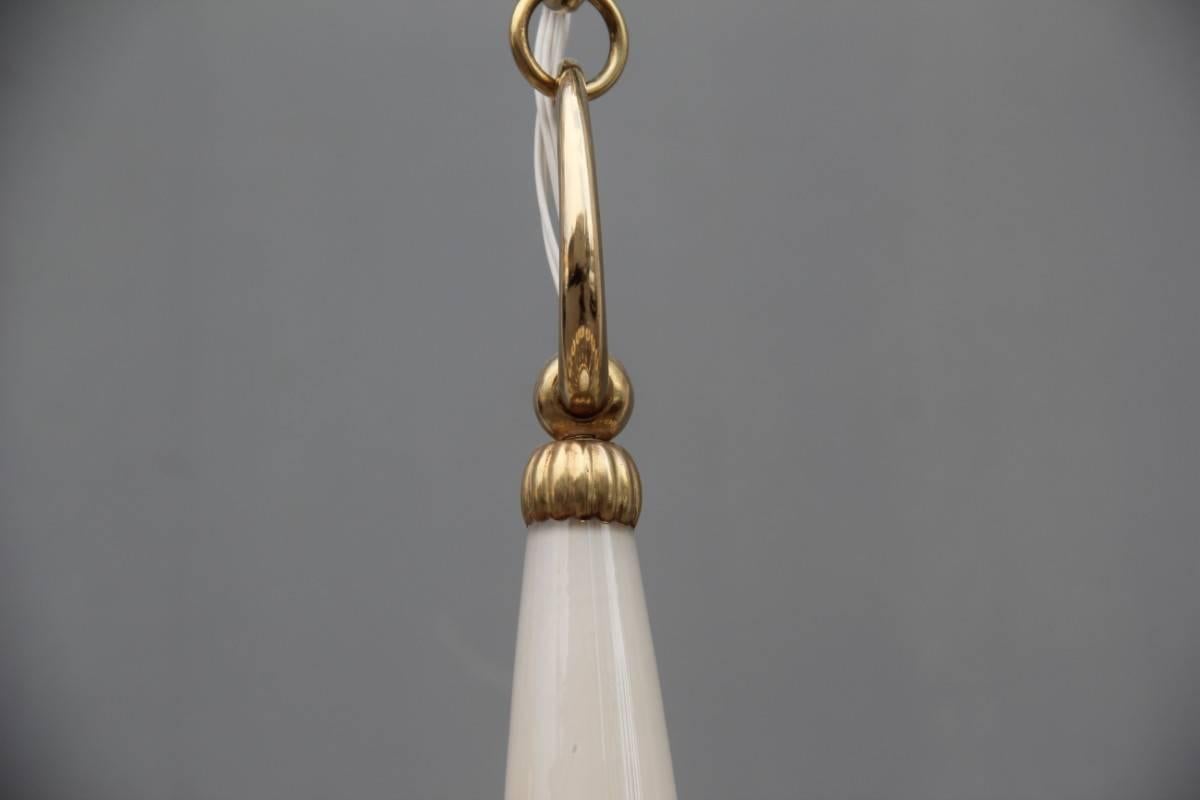 Elegant Chandelier in Opal Glass and 1950s Italian Design Brass For Sale 1