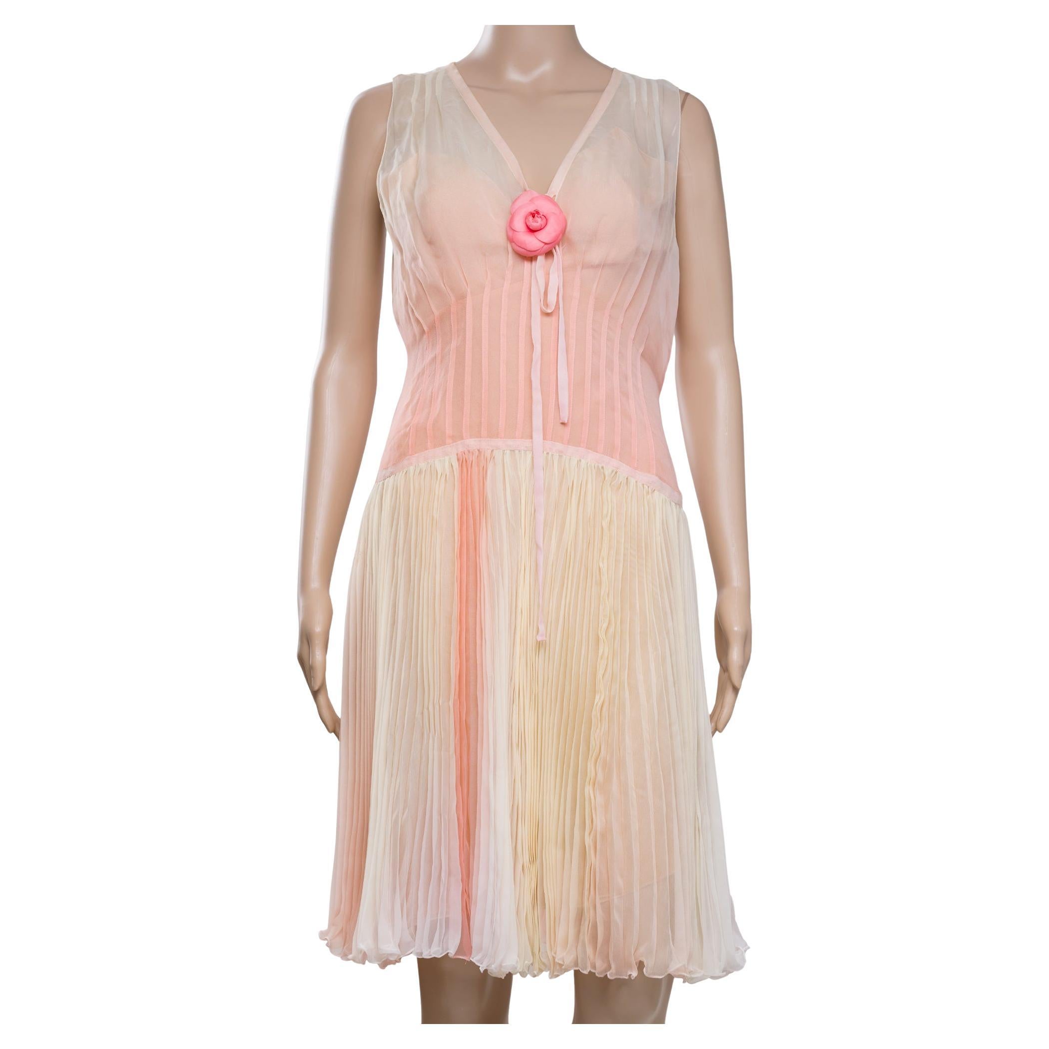 Elegant Chanel 100% Silk Pleated Dress with Rose Detail