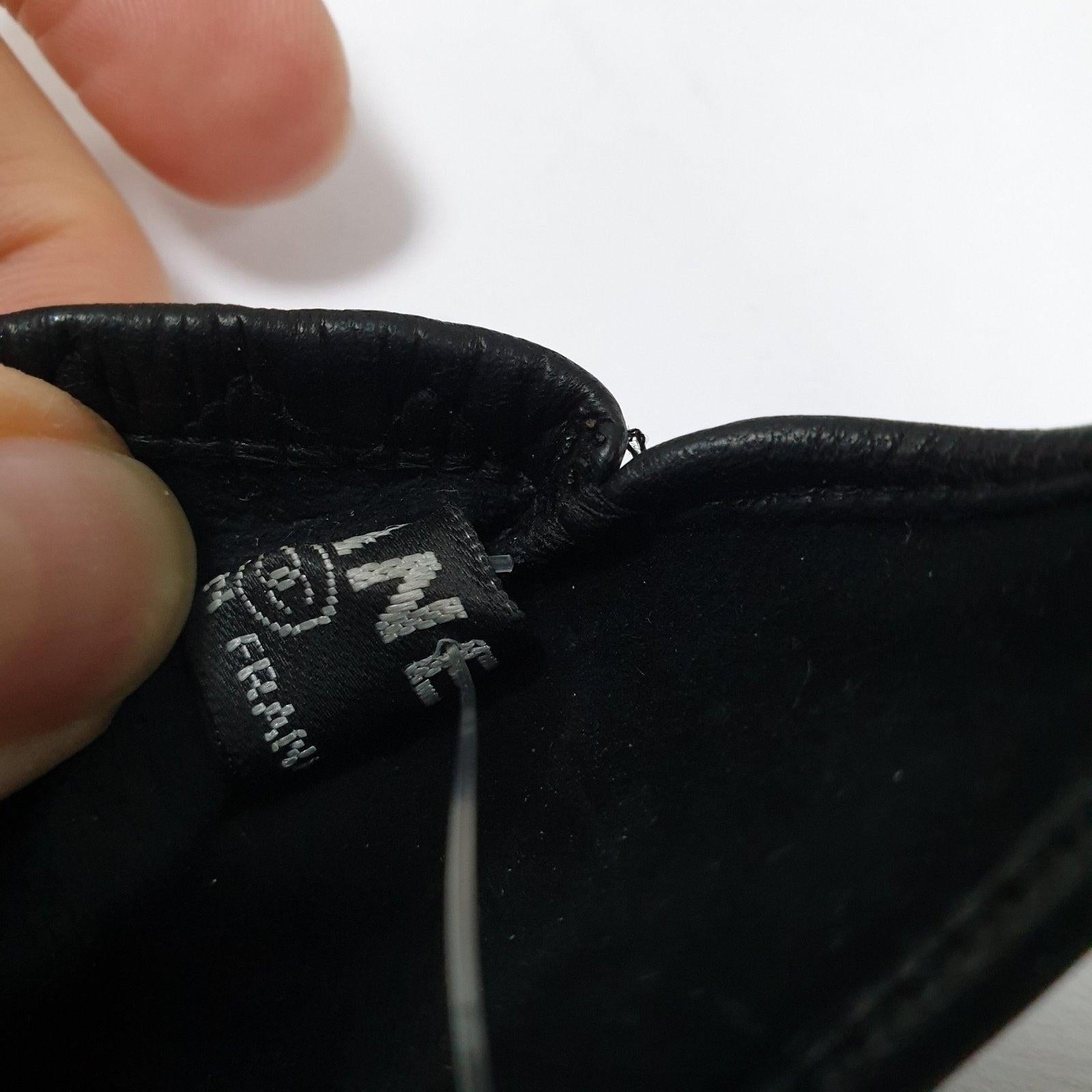 Elegante Chanel Schwarze Lederhandschuhe - Größe 8 Damen im Angebot