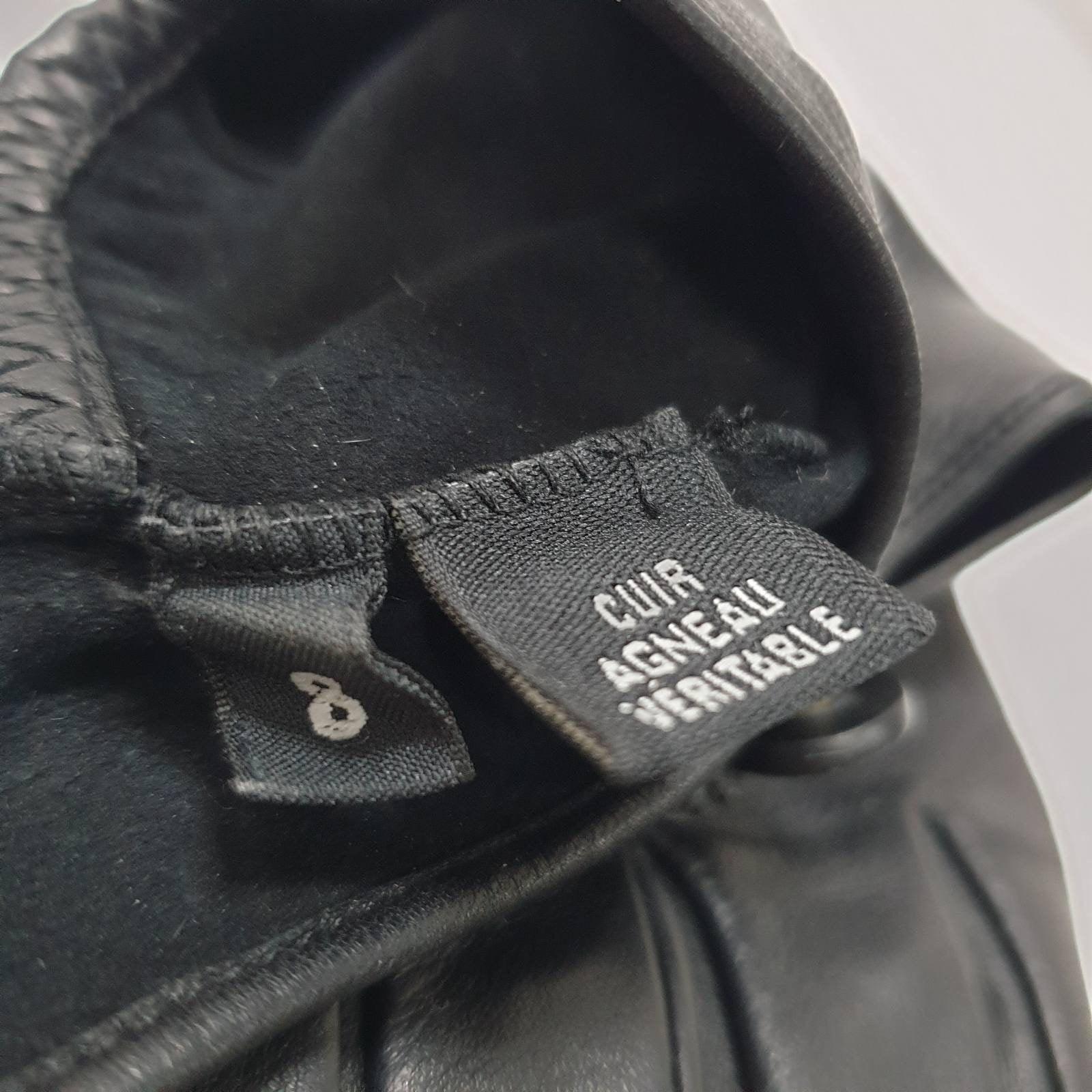 Elegante Chanel Schwarze Lederhandschuhe - Größe 8 im Angebot 1