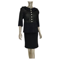 Elegant Chanel Black Tweed Skirt Suit - Sz 38/40