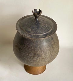 Elegant Charles Counts Footed Pottery Covered Jar or Urn