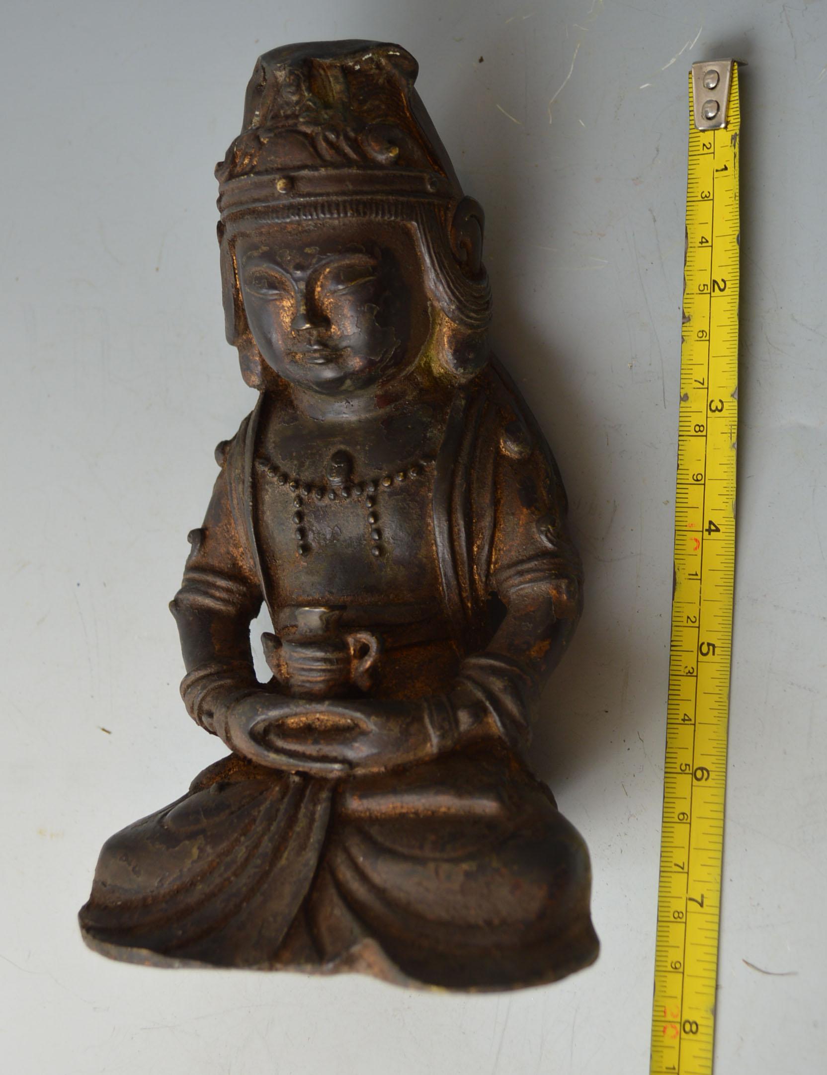 Elegant Chinese Bronze Buddha circa 18th Century or Earlier 中国古董 2