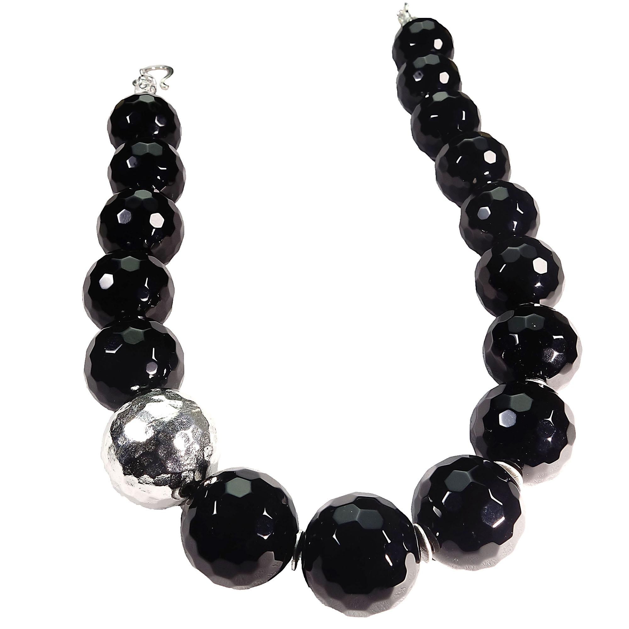 Bead AJD Elegant Necklace of Black Onyx with Pure Silver Focal