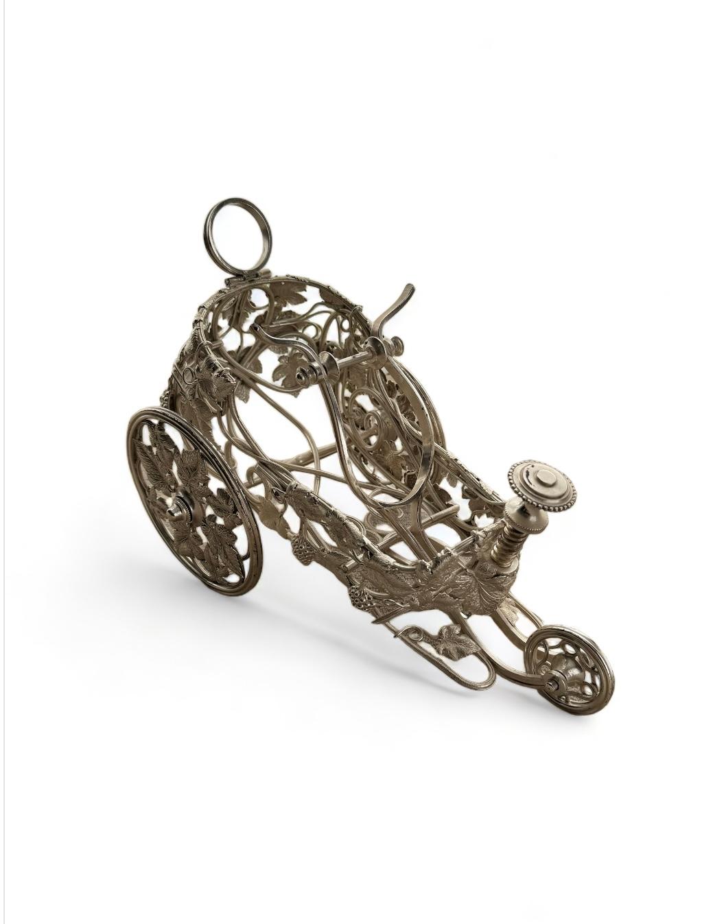 Eleganter Christofle-Weinwagen mit Traubenblattmotiv (Napoleon III.) im Angebot