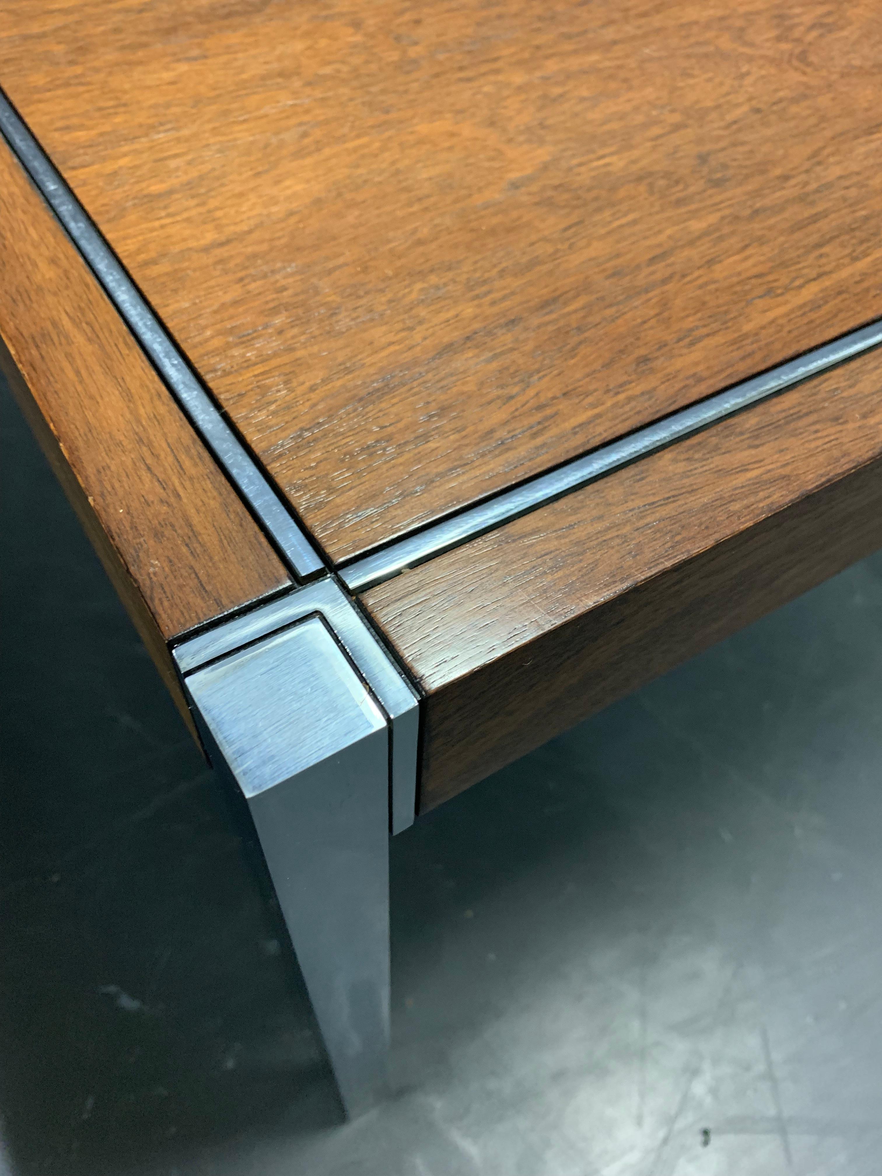 Mid-Century moderno tavolino Eleg di knoll international in vendita