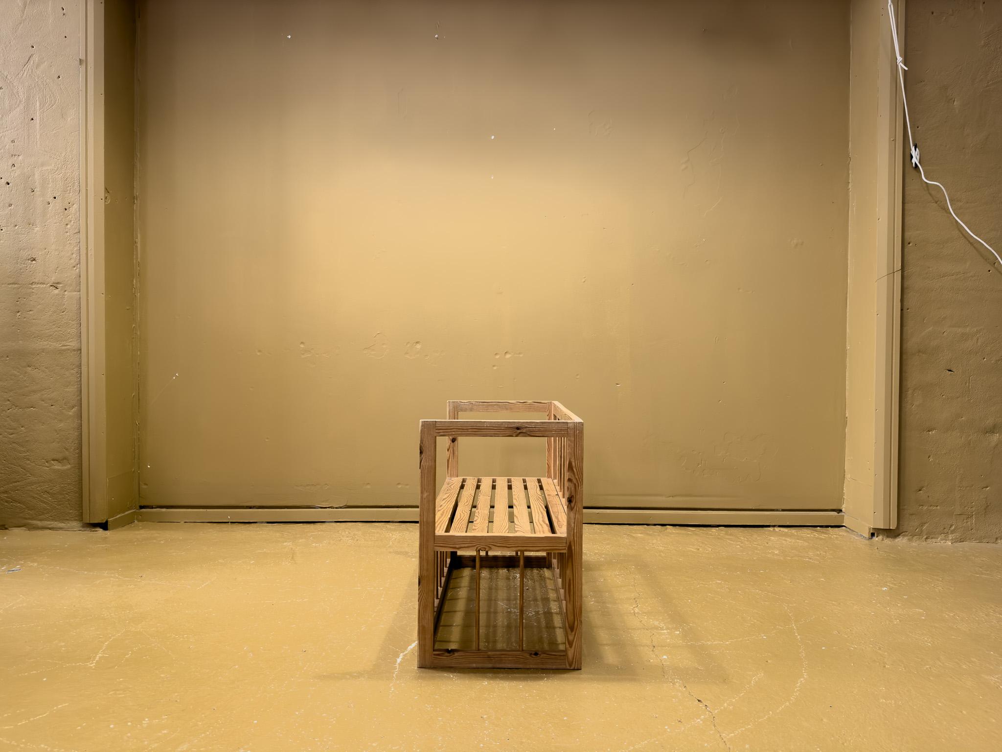 Mid-Century Modern Elegant Compact Pine Bench For Sale