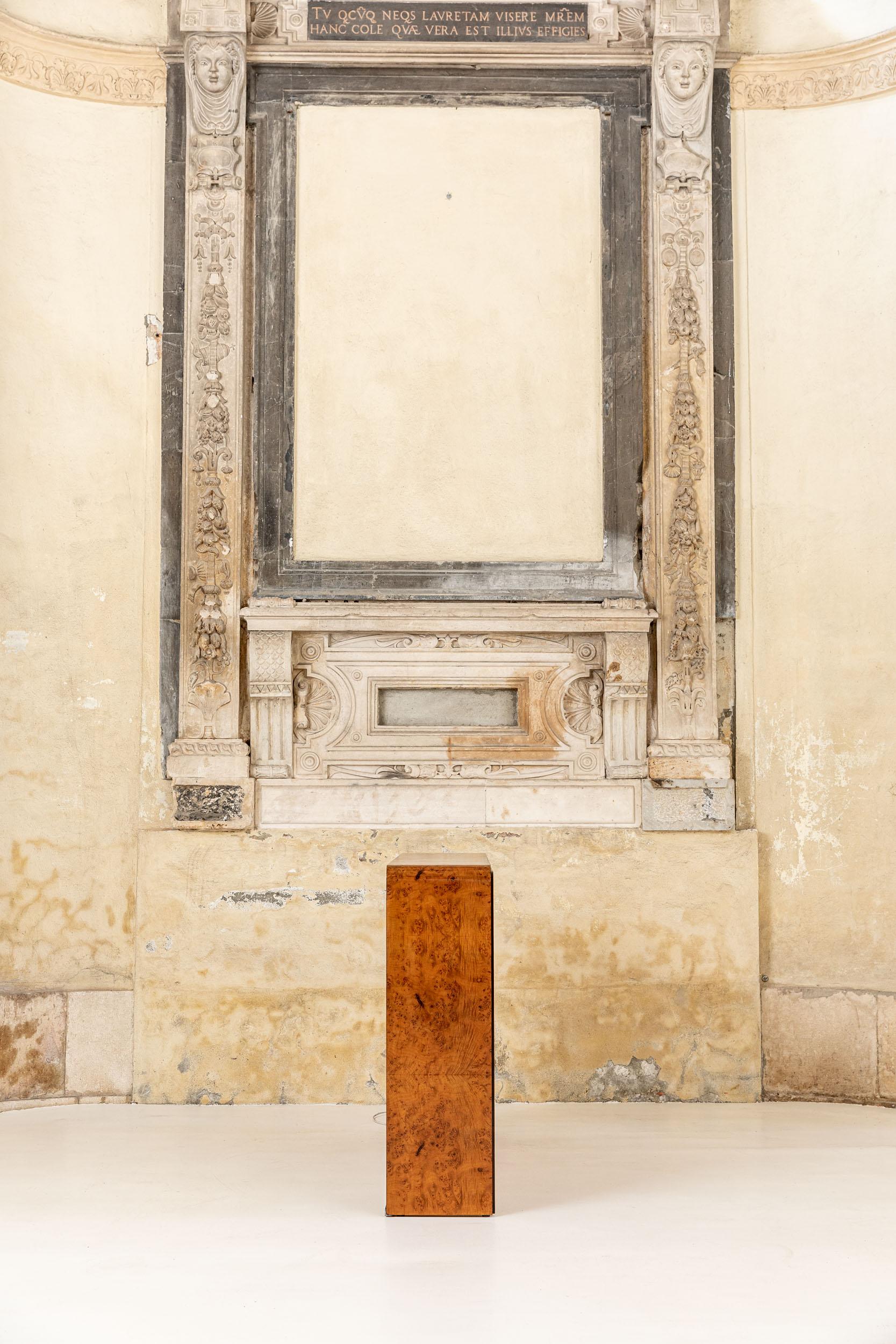Italienischer Consolle-Tisch aus der Jahrhundertmitte, 1940er Jahre im Zustand „Hervorragend“ im Angebot in Piacenza, Italy