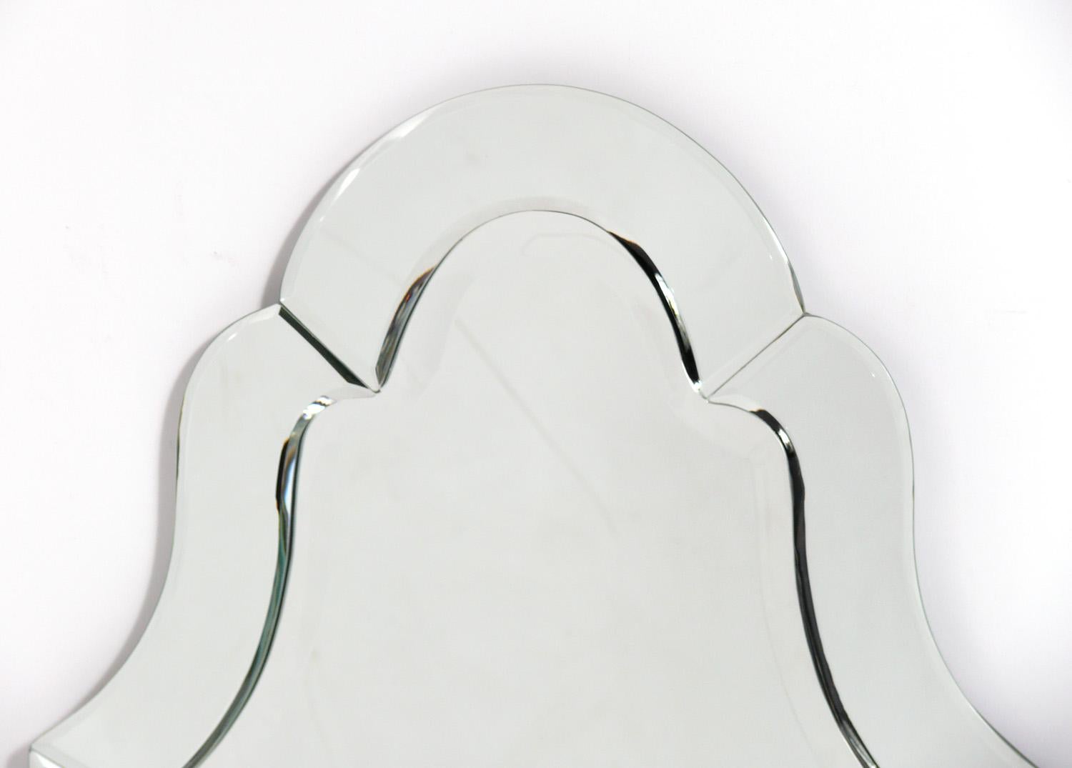 Hollywood Regency Miroirs contemporains élégants de l'hôtel Carlyle à New York en vente