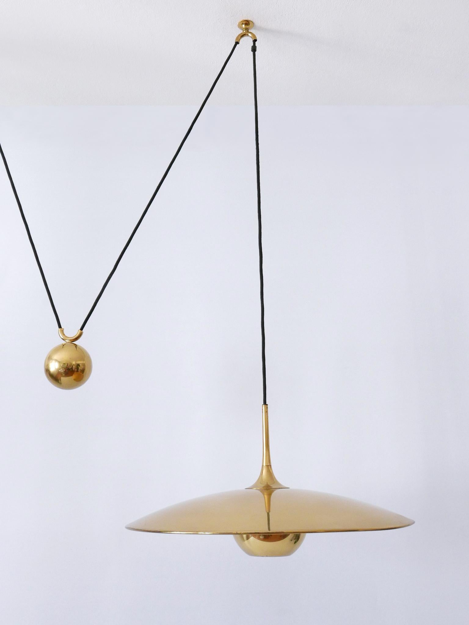 Elegant Counterweight Brass Pendant Lamp 'Onos 55' by Florian Schulz 1970s 6