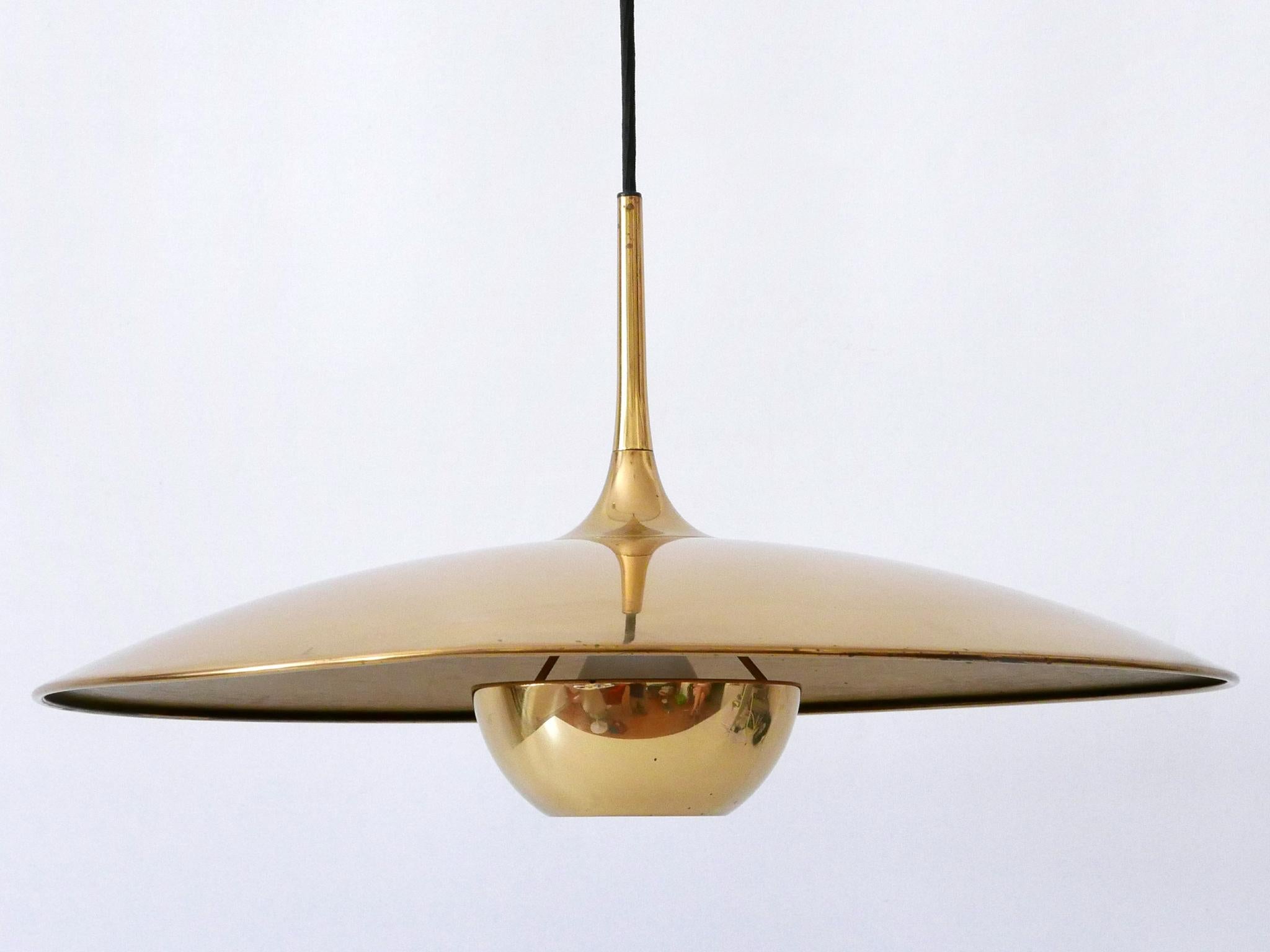 Elegant Counterweight Brass Pendant Lamp 'Onos 55' by Florian Schulz 1970s 9