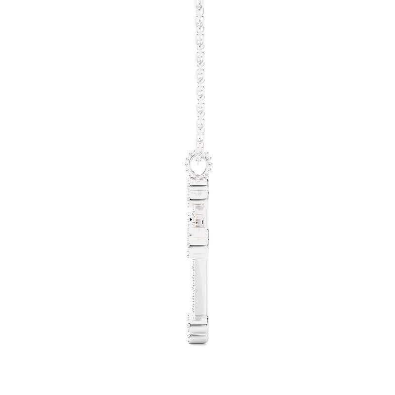 Moderne Pendentif croix élégant : diamants 0,13 carat en or blanc 14 carats en vente