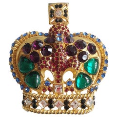 Elegant crown brooch by Gianni Versace with stones, 1980s 