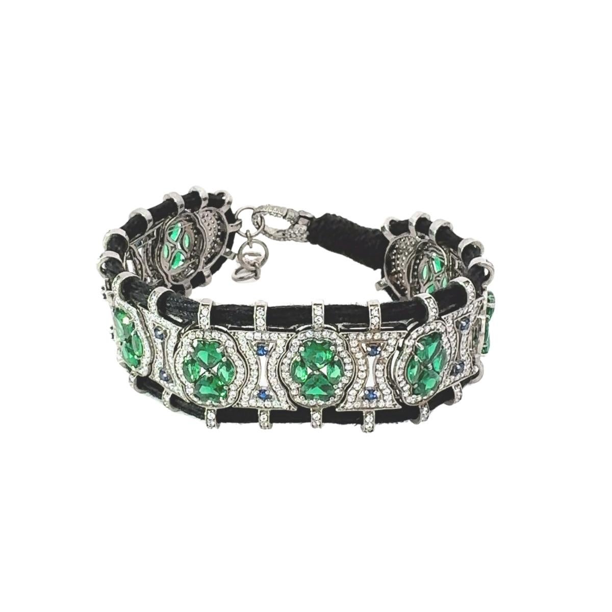 Elegante pulsera retro de hilo de macramé con circonitas cúbicas para regalar el Día de la Madre en venta 2