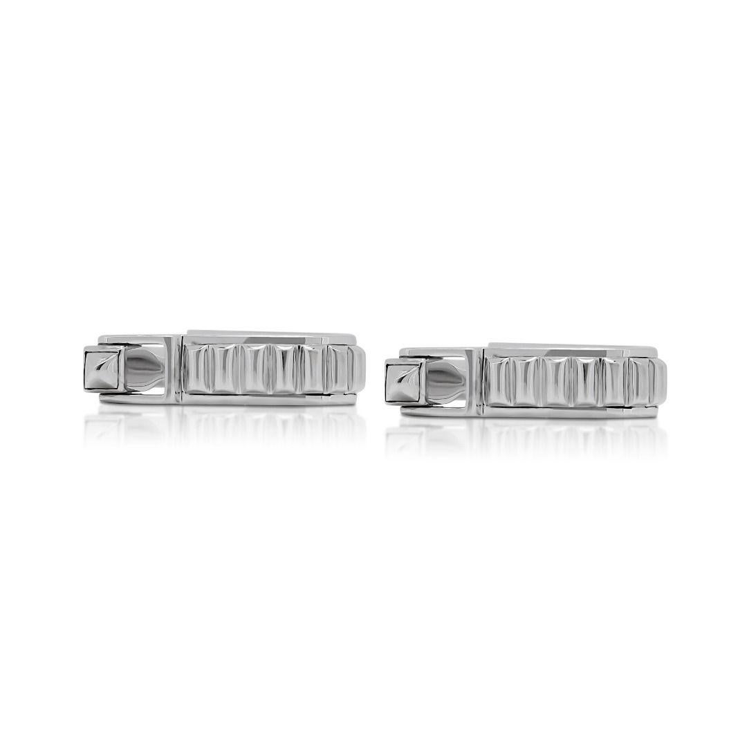 Elegant Cuff Links in 18K White Gold For Sale 2