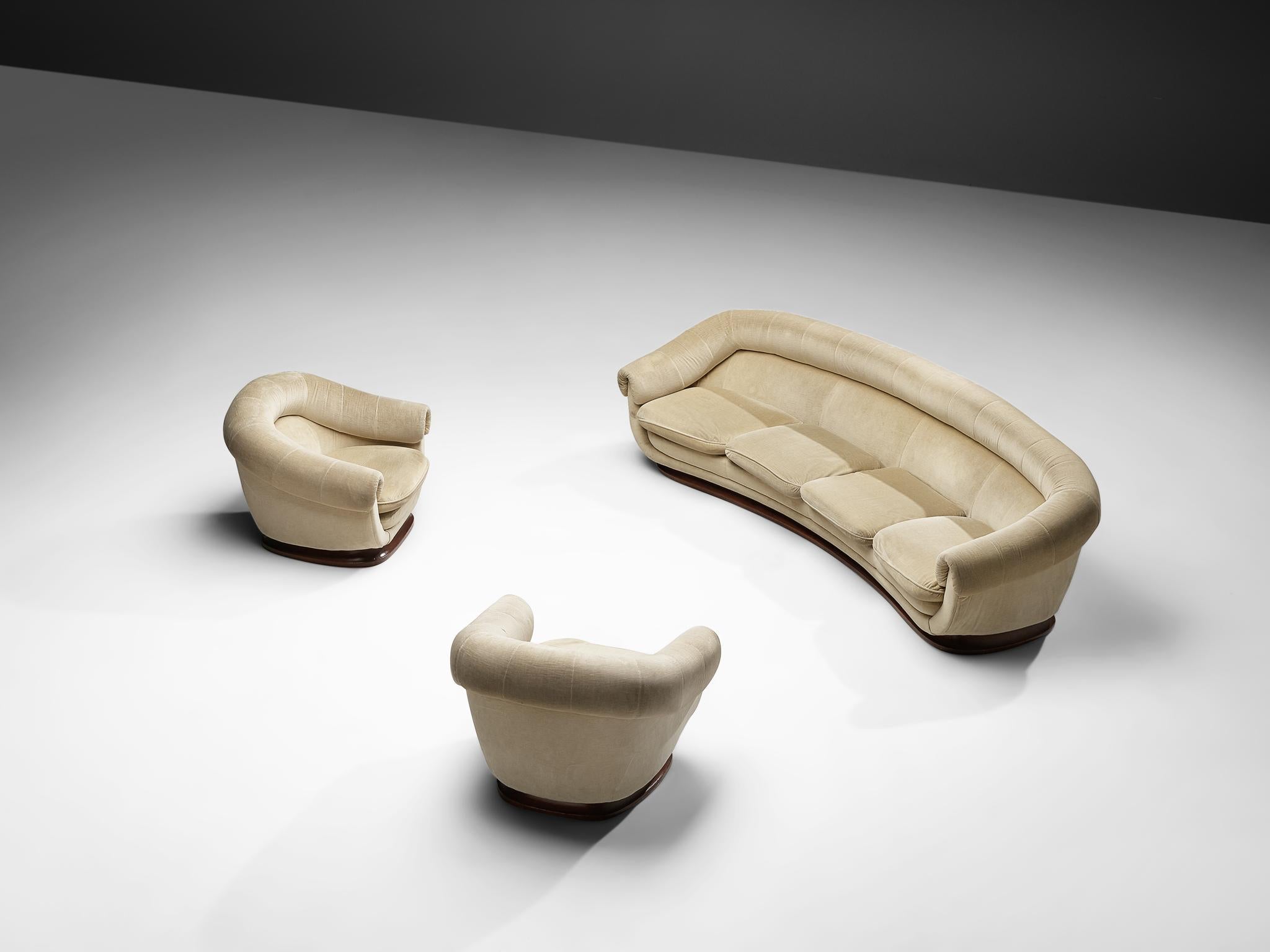 Italian Art Deco Sofa with Curved Shape in Beige Velvet For Sale 1