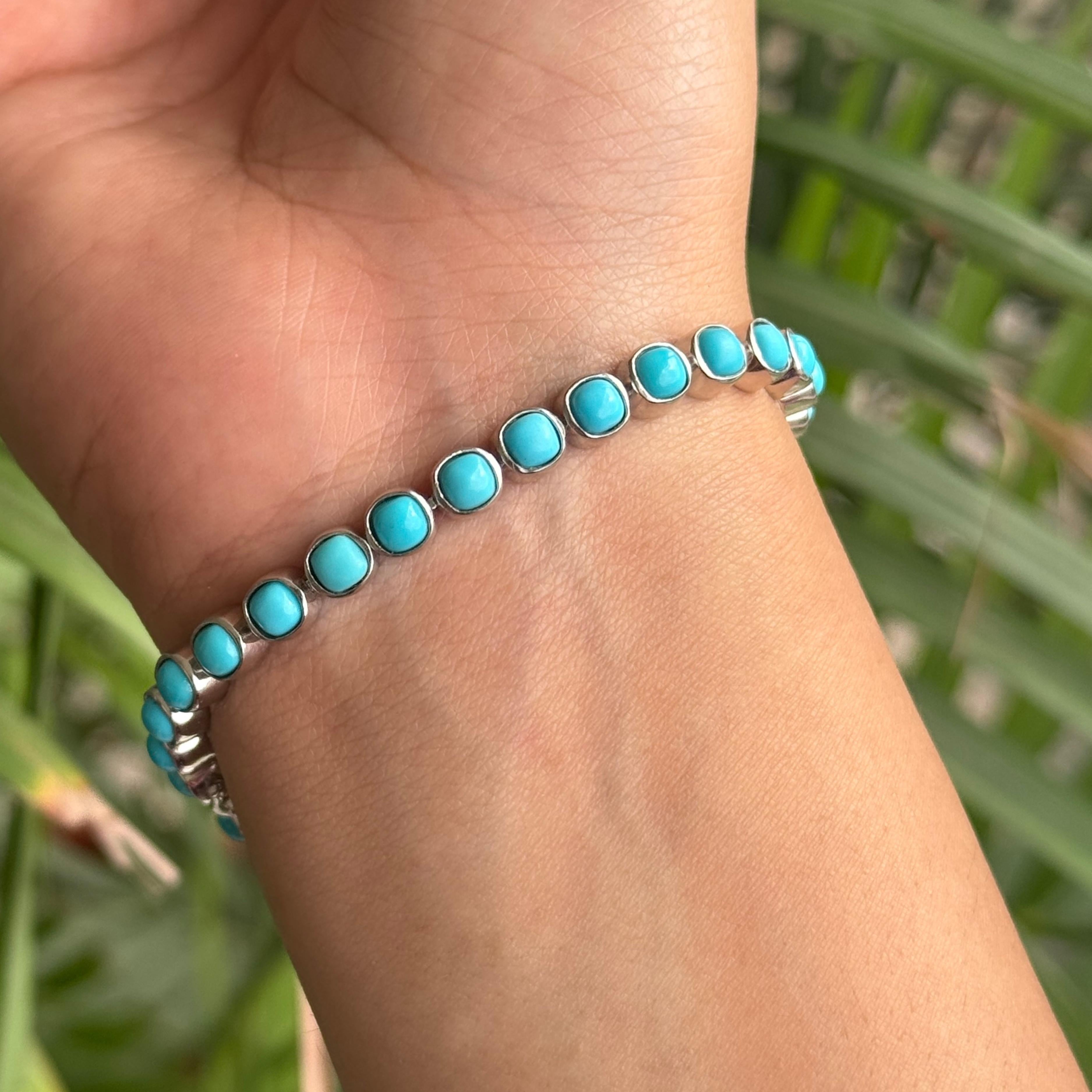 Taglio cuscino Cabochon di turchese tagliato a cuscino Bracciale da tennis unisex in argento 925 in vendita