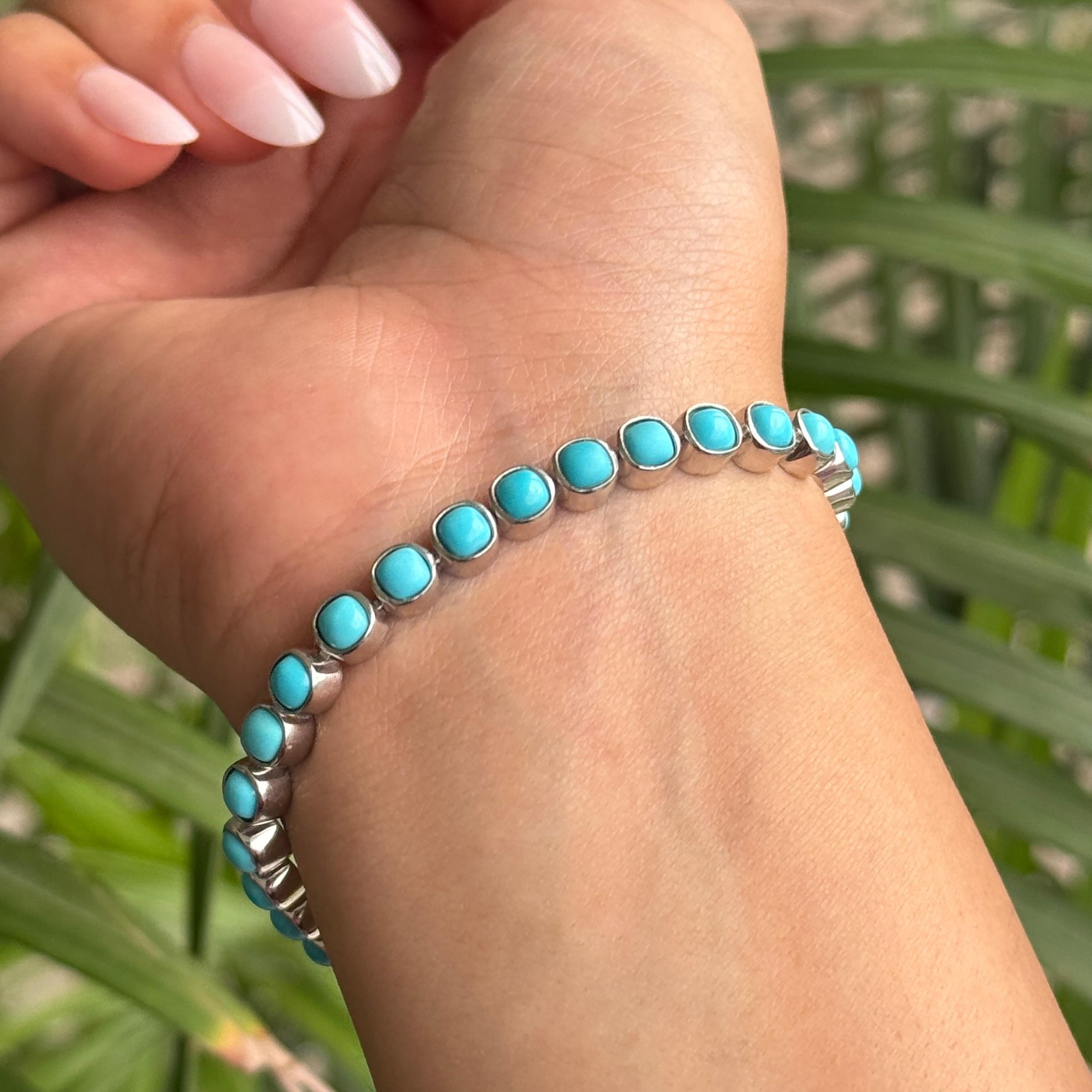 Donna Cabochon di turchese tagliato a cuscino Bracciale da tennis unisex in argento 925 in vendita