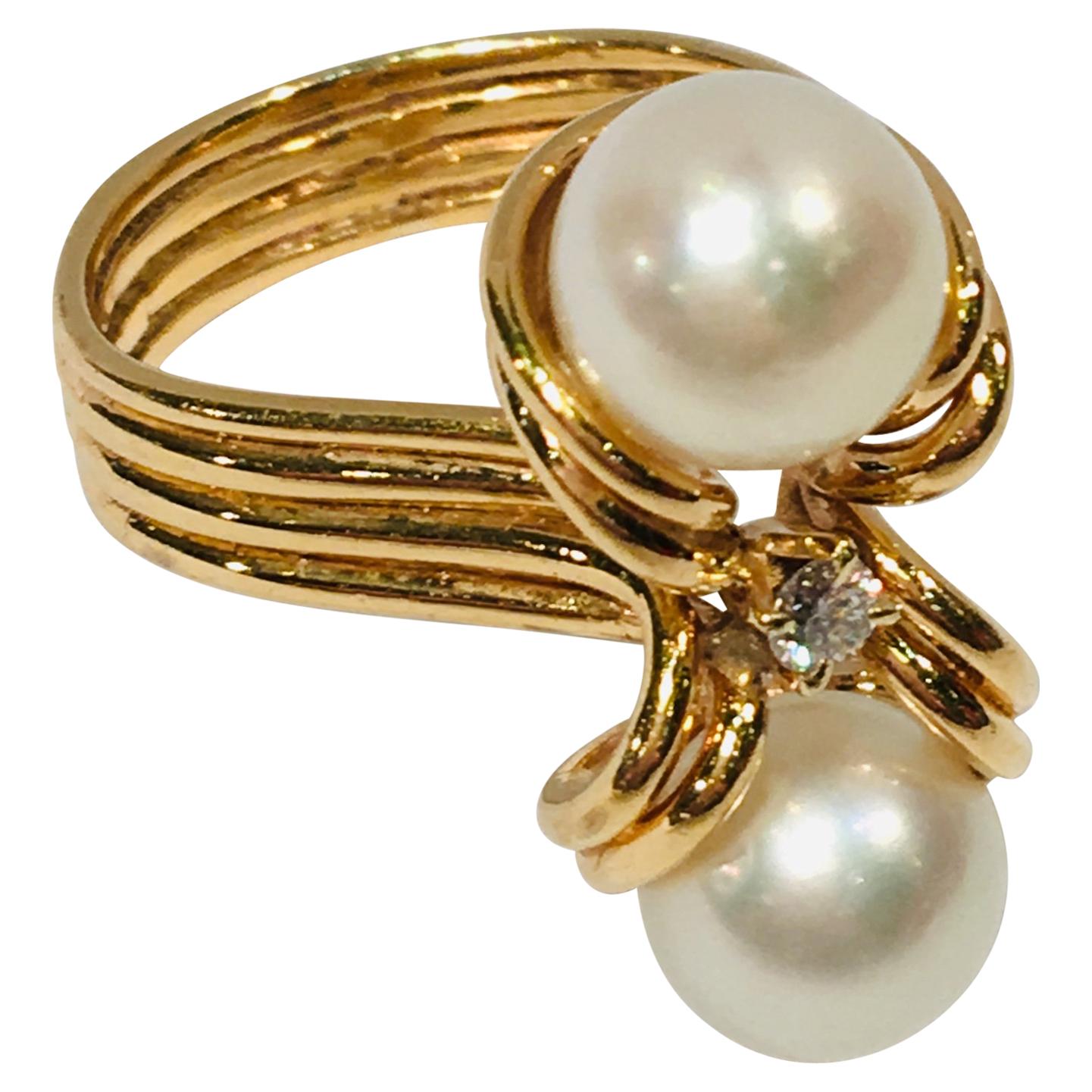 Elegant Custom 18 Karat Yellow Gold Double White Pearls and Diamond "OxO" Ring For Sale