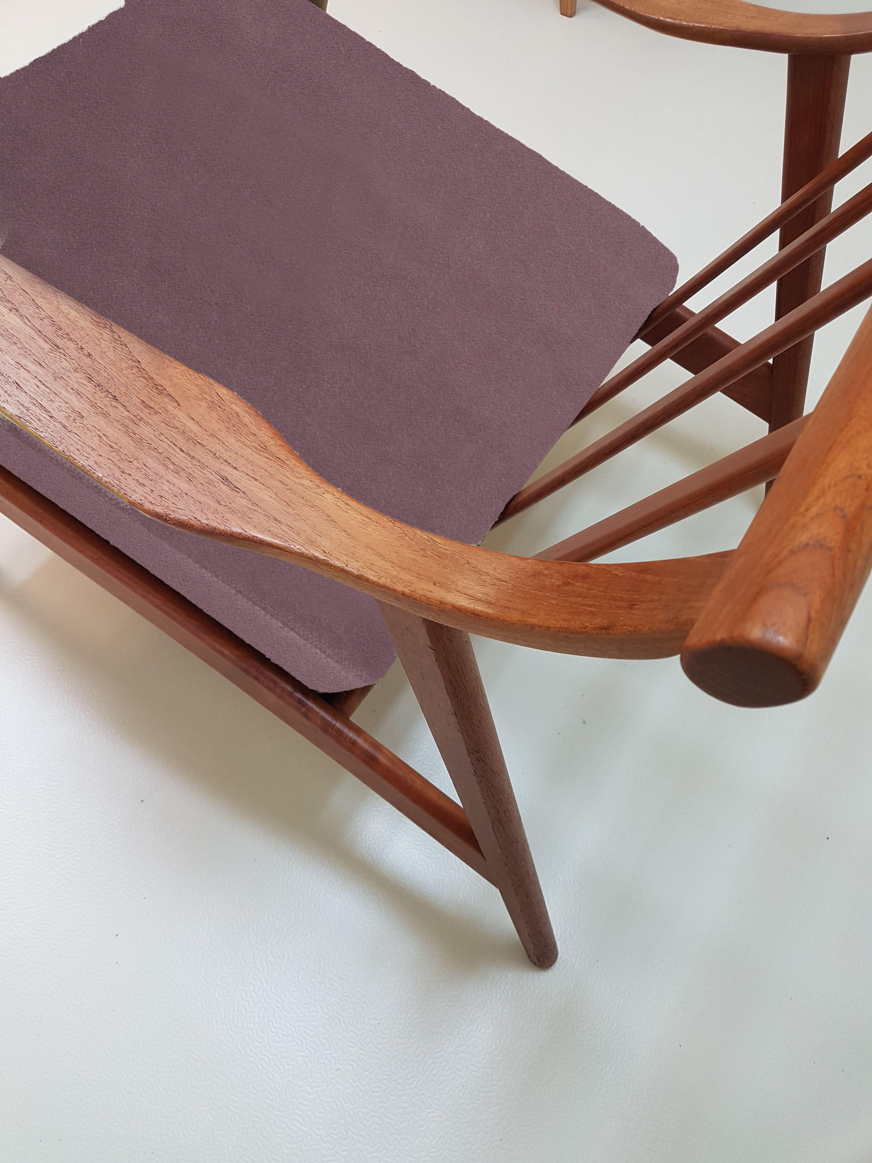 Mid-Century Modern Elegant Customized Danish Easy Chair in Lelievre Velvet, 1960s For Sale