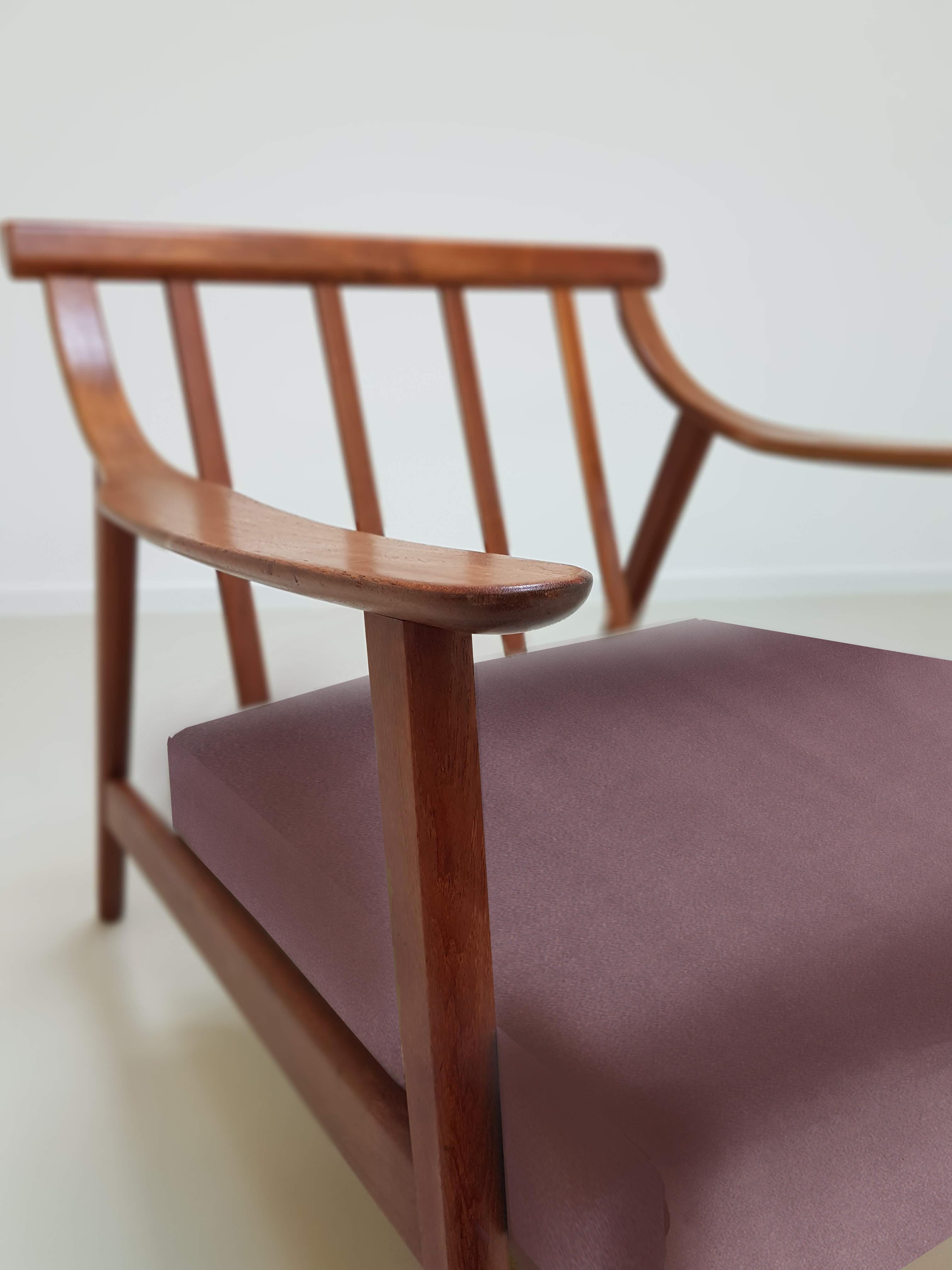 Elegant Customized Danish Easy Chair in Lelievre Velvet, 1960s In Fair Condition For Sale In Rijssen, NL