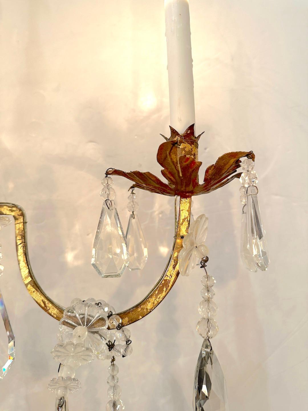 19th Century Elegant Cut Crystal and Gilded Tole Chandelier For Sale