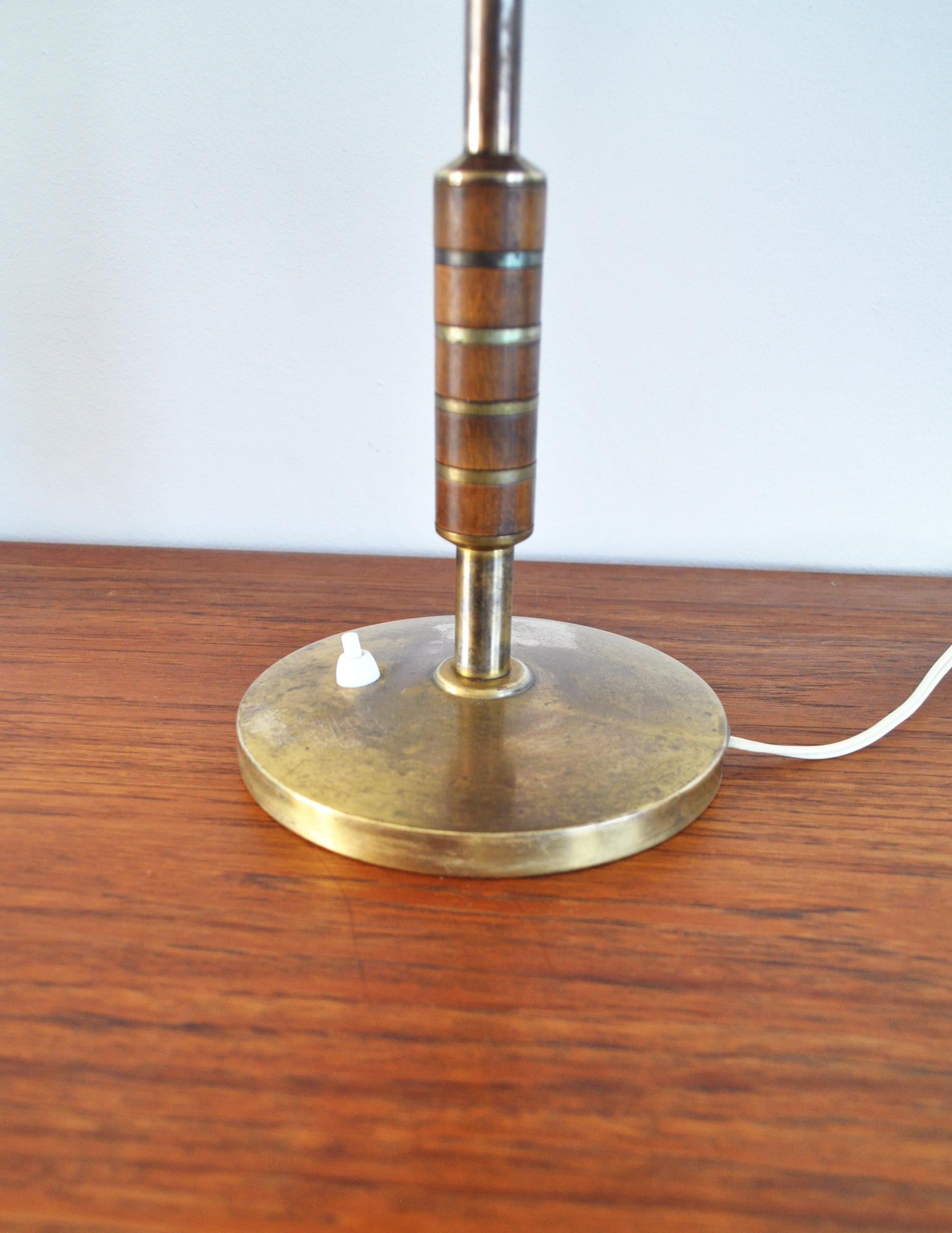20th Century Elegant Danish Brass Table Lamp from Lyfa Designed by Bent Karlby
