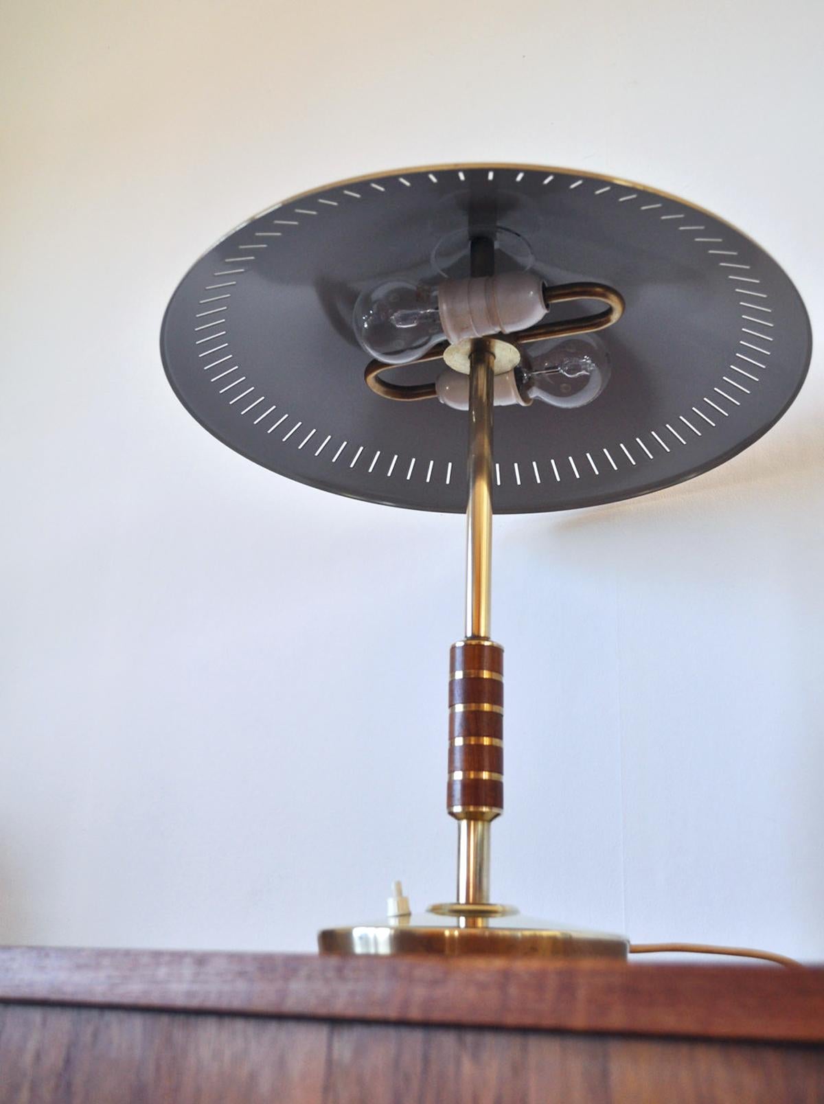 Mid-20th Century Elegant Danish Brass Table Lamp from Lyfa Designed by Bent Karlby