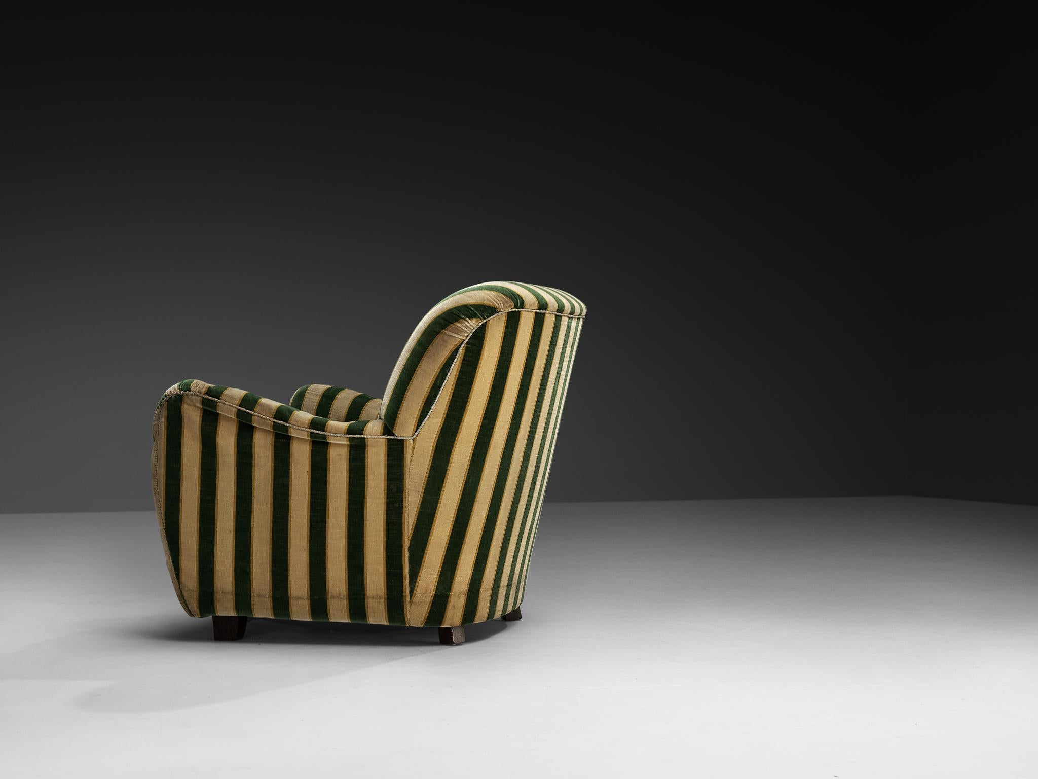 Elegant Danish Lounge Chair in Striped Fabric For Sale 3