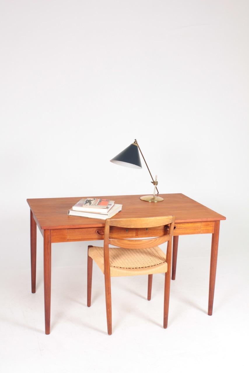 Elegant Danish Midcentury Desk in Teak Designed by Hvidt & Mølgaard, 1960s 6