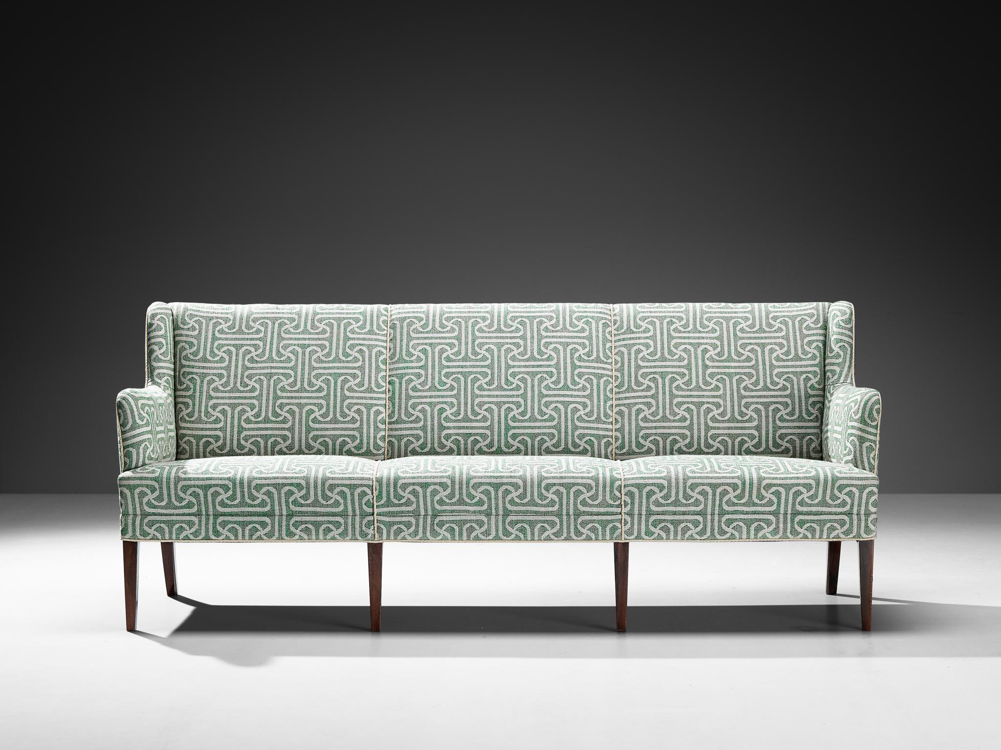 Danois Elegant canapé moderne danois des années 1950 en tissu à motifs vert clair en vente