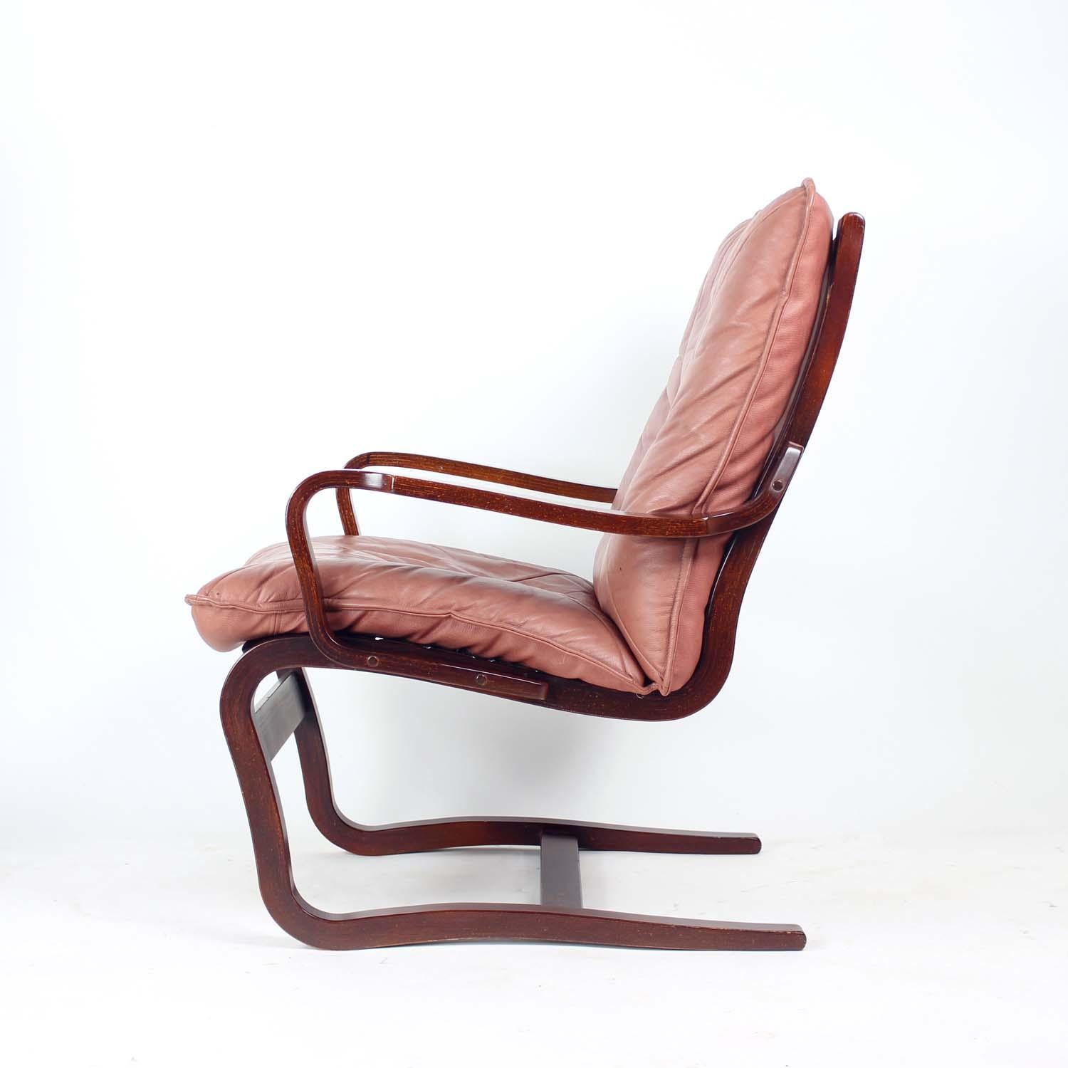 Danois Elegant Danish Modern Armchair By J.M. Birks & Co, Copenhague en vente