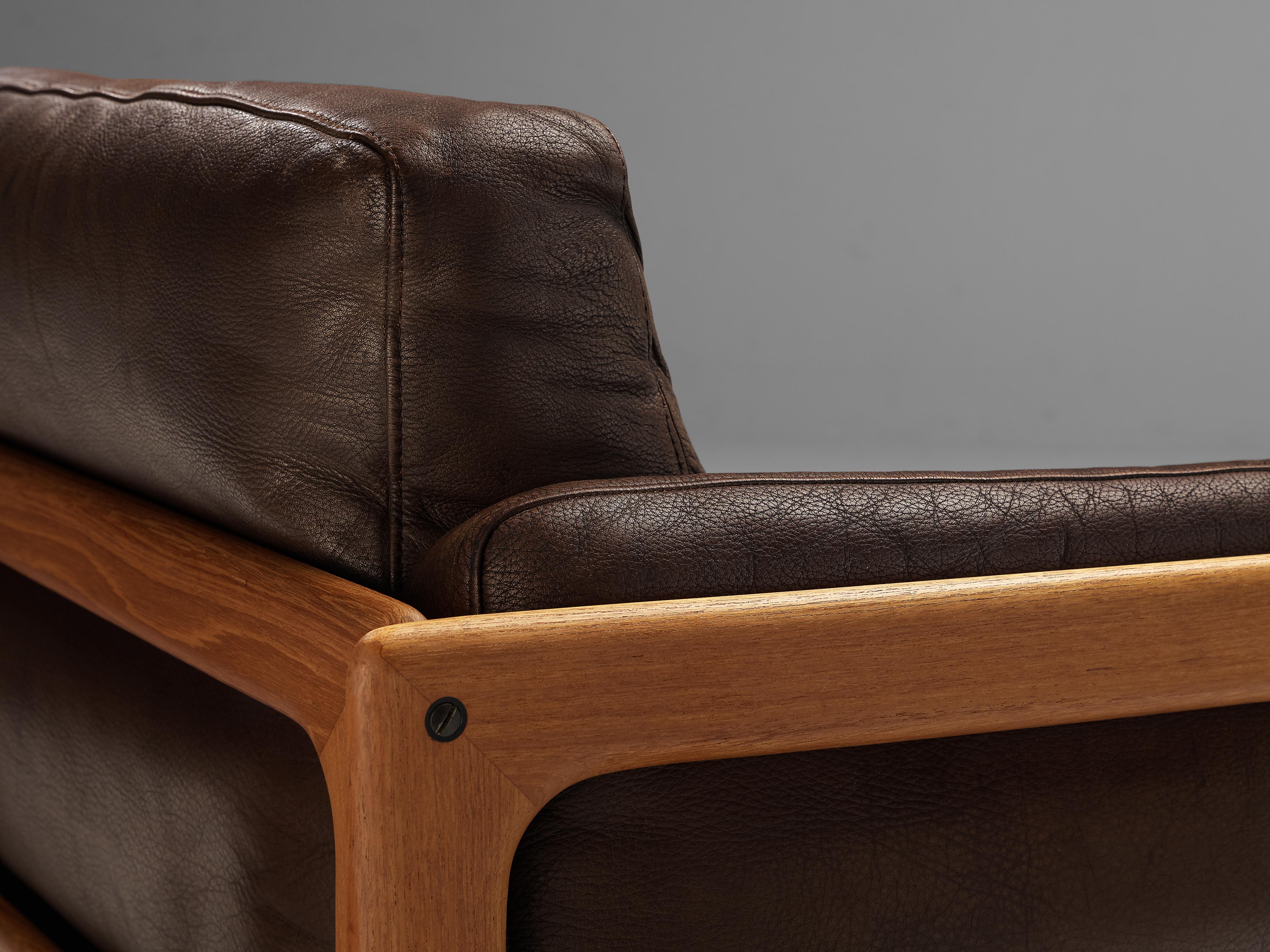 Elegant Danish Sofa in Brown Leather 2
