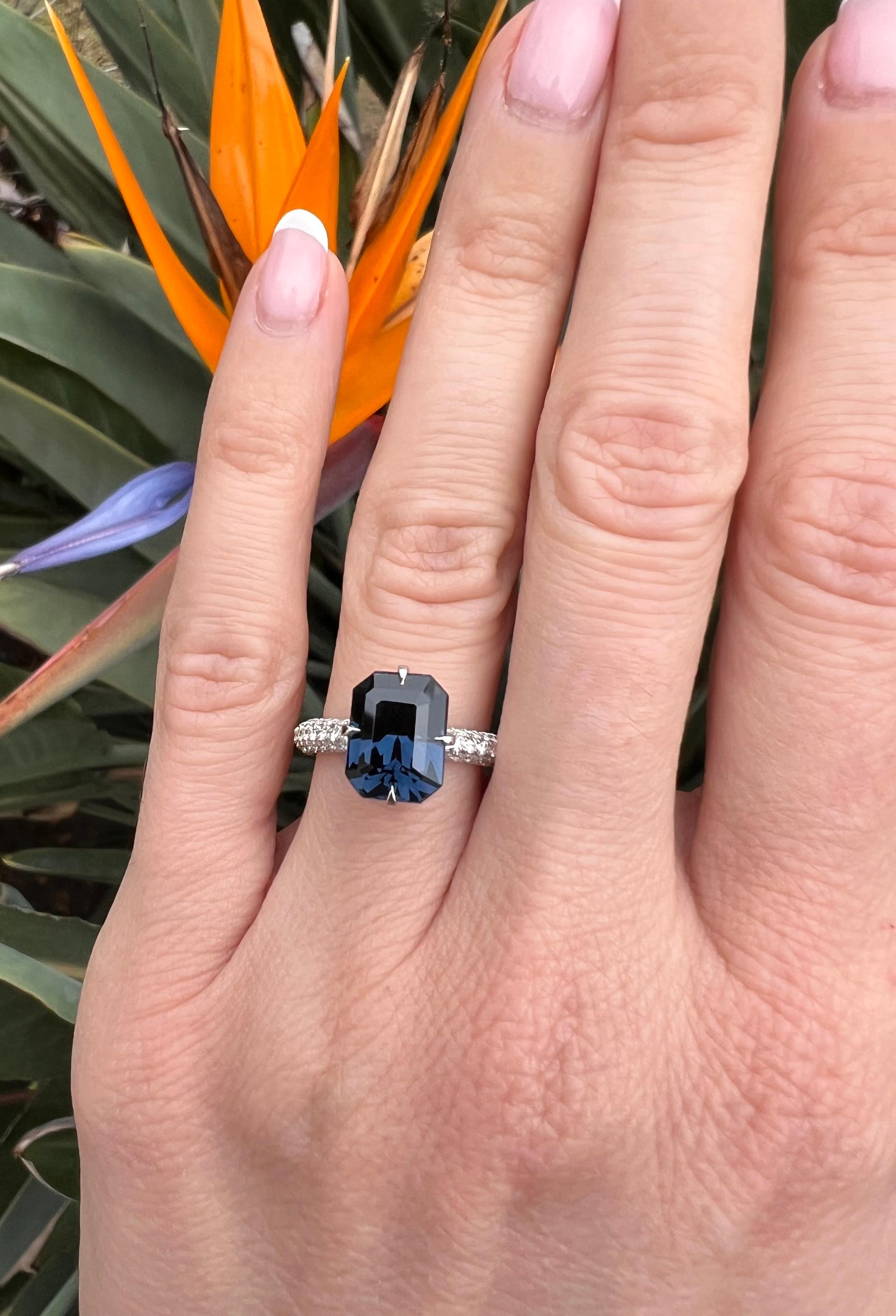 Elegant Deep Blue Spinel Emerald Cut Platinum Ring with Micro-Pavé Diamonds For Sale 5