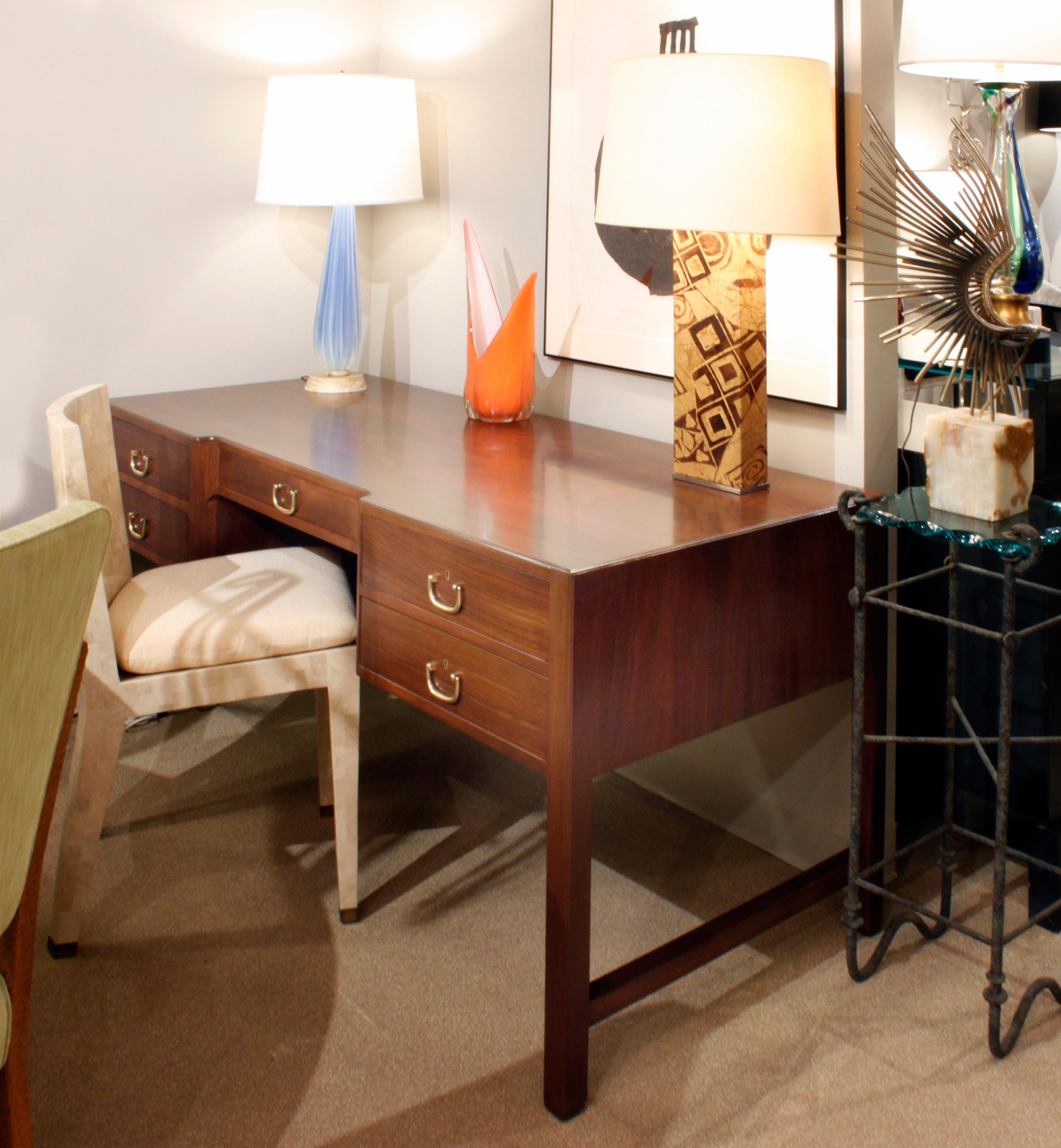 Mid-20th Century Elegant Desk in Teak with Brass Pulls, 1950s