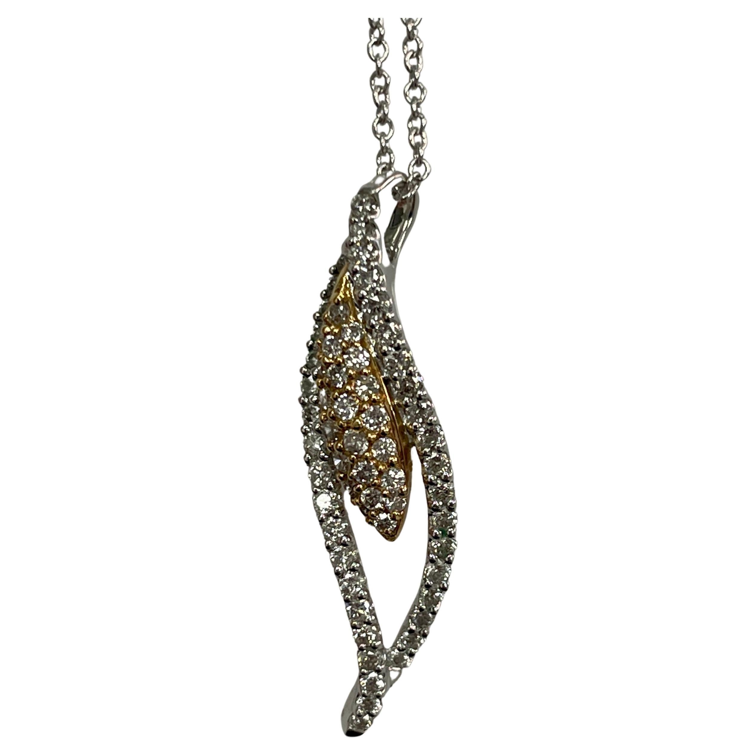 Elegant Diamond and Gold Pendant For Sale